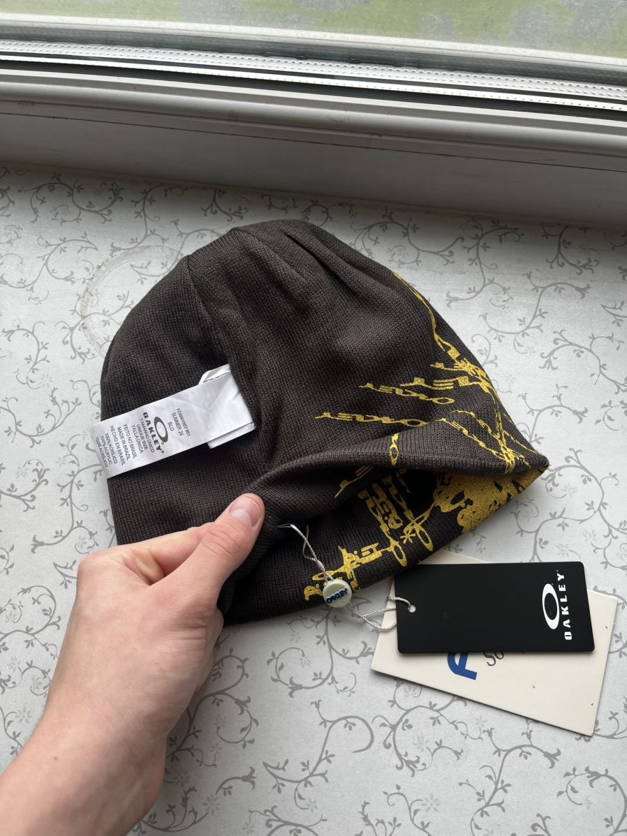 Oakley Piet Heavy Stretch Beanie Hat Reversible Dark Green