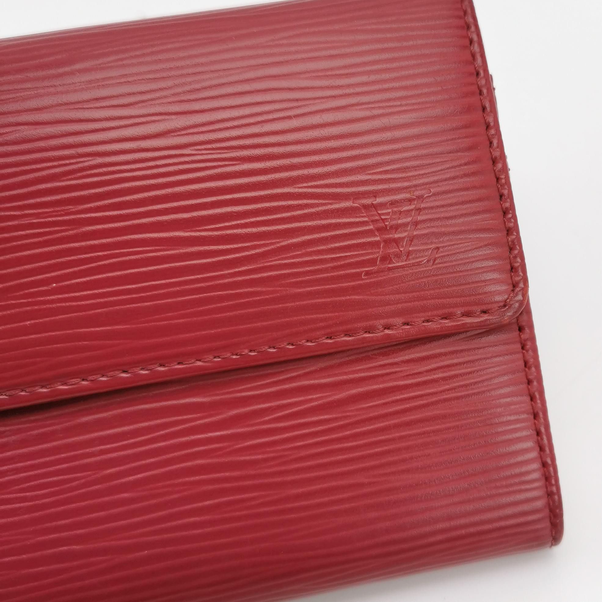 Louis Vuitton Louis Vuitton (LV) Cowhide solid color water ripple flap lo Size ONE SIZE - 3 Thumbnail