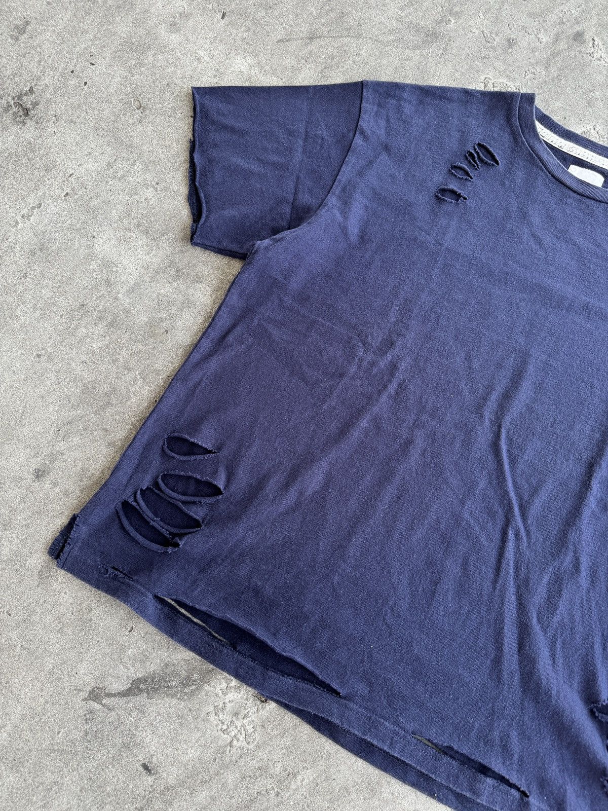 Number (N)ine Number (N)ine Distressed Tshirt Size US XL / EU 56 / 4 - 5 Thumbnail