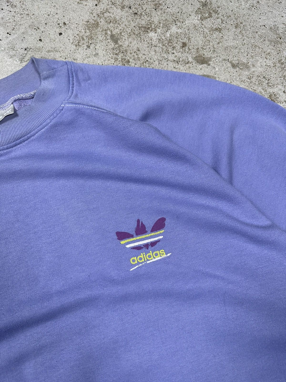 Adidas × Vintage Vintage 90s Adidas Boxy Fit Purple Faded Crewneck Sweatshirt Size US L / EU 52-54 / 3 - 4 Thumbnail