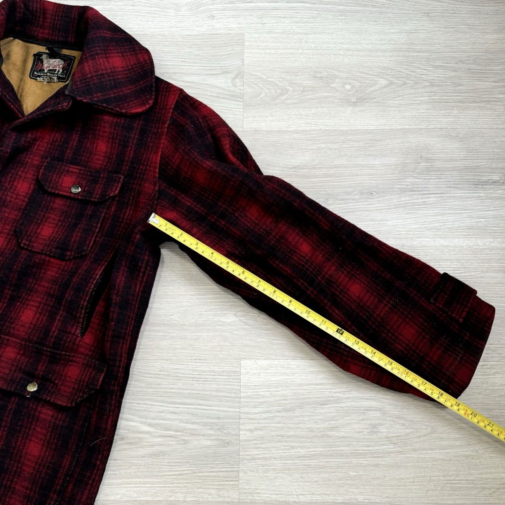 Vintage VINTAGE Woolrich Hunting Coat Jacket Wool Plaid Red 40s 50s Wool Outer Red Pit to Pit 22in Length 30.5in Men's Measurements Size US XXL / EU 58 / 5 - 4 Thumbnail