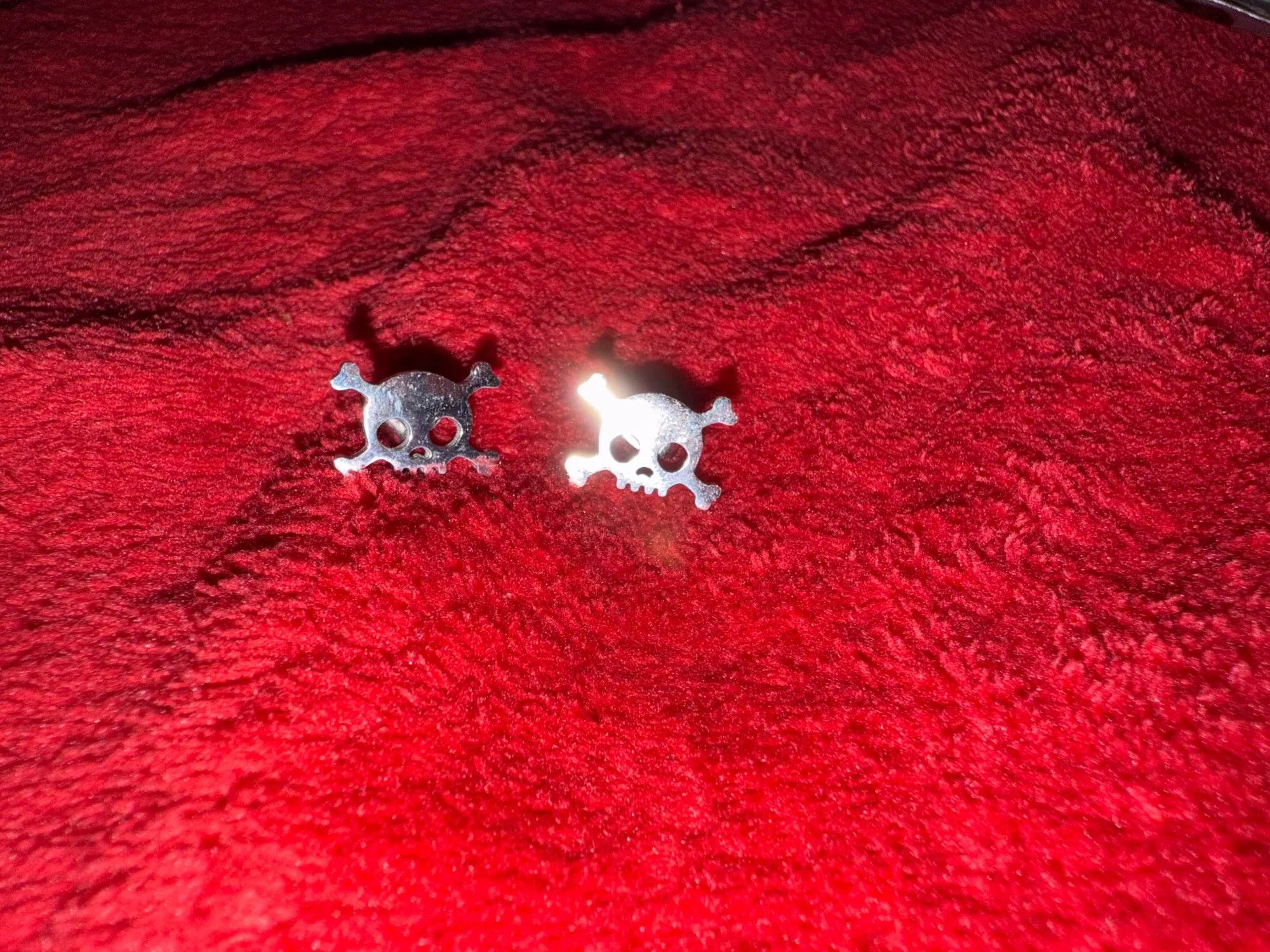 Jewelry Mini Skull Stud Earrings Charm Stainless Earring Gift Size ONE SIZE - 2 Thumbnail