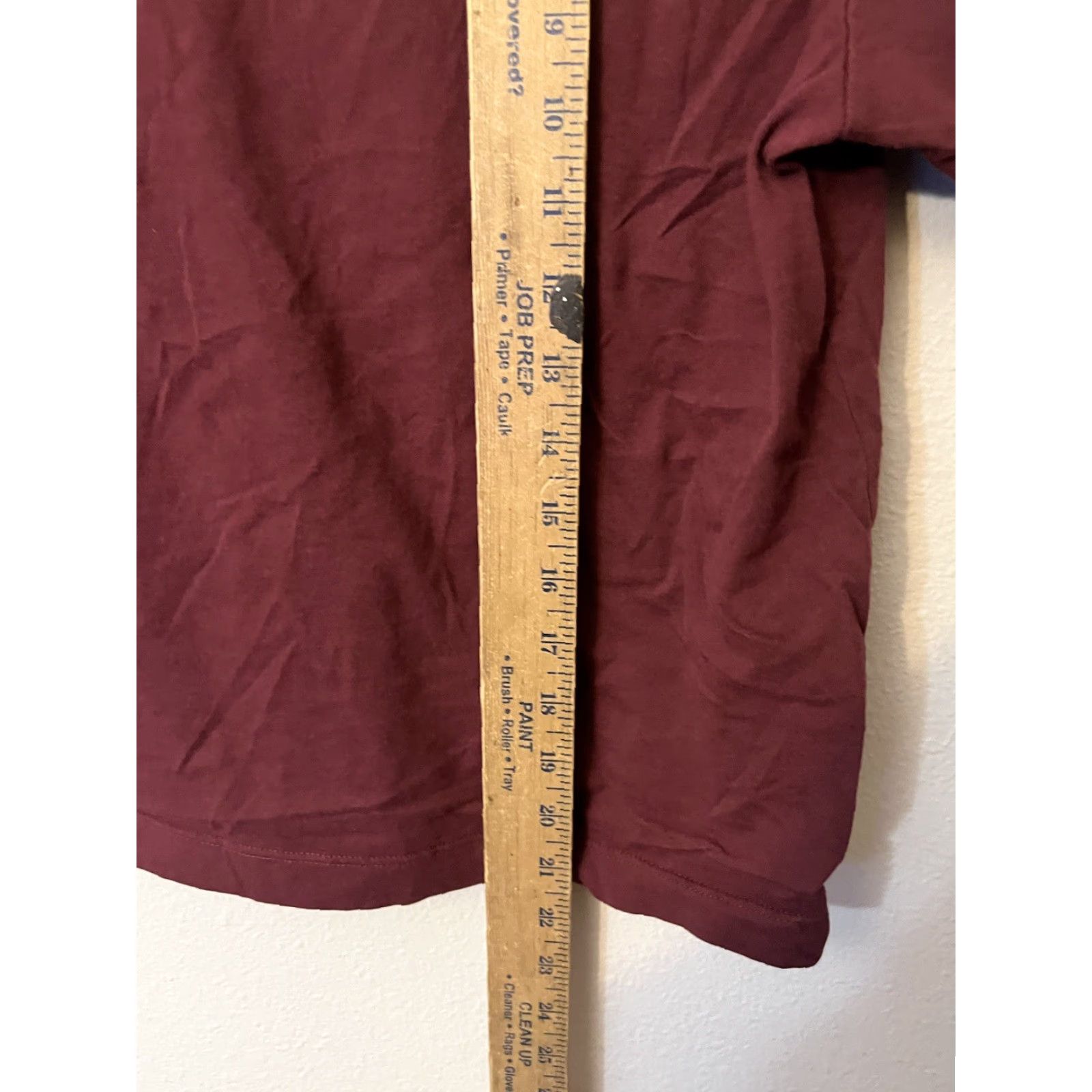 Vintage VINTAGE Calvin Klein Jeans T-Shirt Unisex XS Short Sleeve Maroon Crew Neck Pockets 90s Mens Womens Boys Girls Size 26" / US 2 / IT 38 - 4 Thumbnail