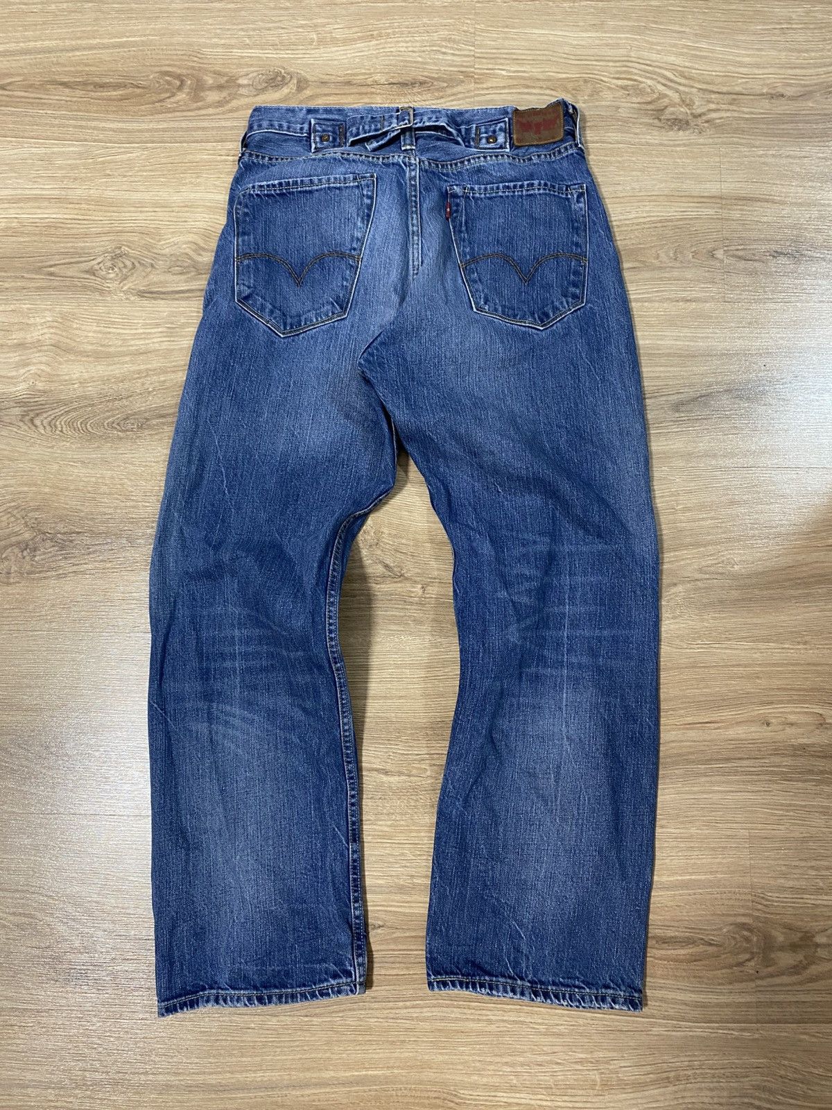 Japanese Brand × Levi's × Vintage Vintage Red Collection Levi’s Wide Straight Denim Jeans Size US 30 / EU 46 - 1 Thumbnail