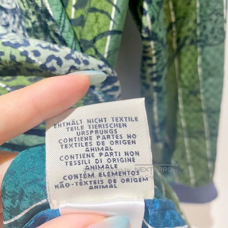 Hermes Hermes Turquoise leopard pattern shirt Size XS / US 0-2 / IT 36-38 - 5 Thumbnail