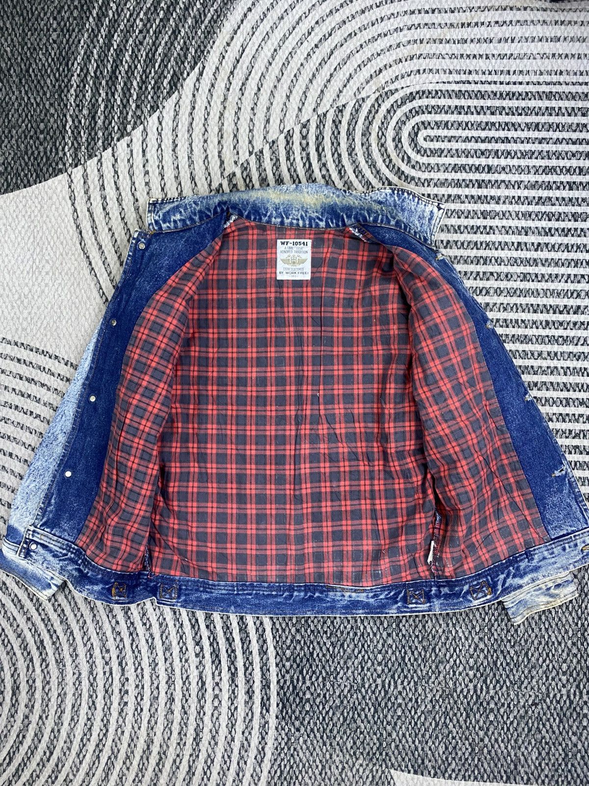 Japanese Brand Vintage Work Free Acid Blue Wash Denim Button Style Jacket Size US M / EU 48-50 / 2 - 6 Thumbnail