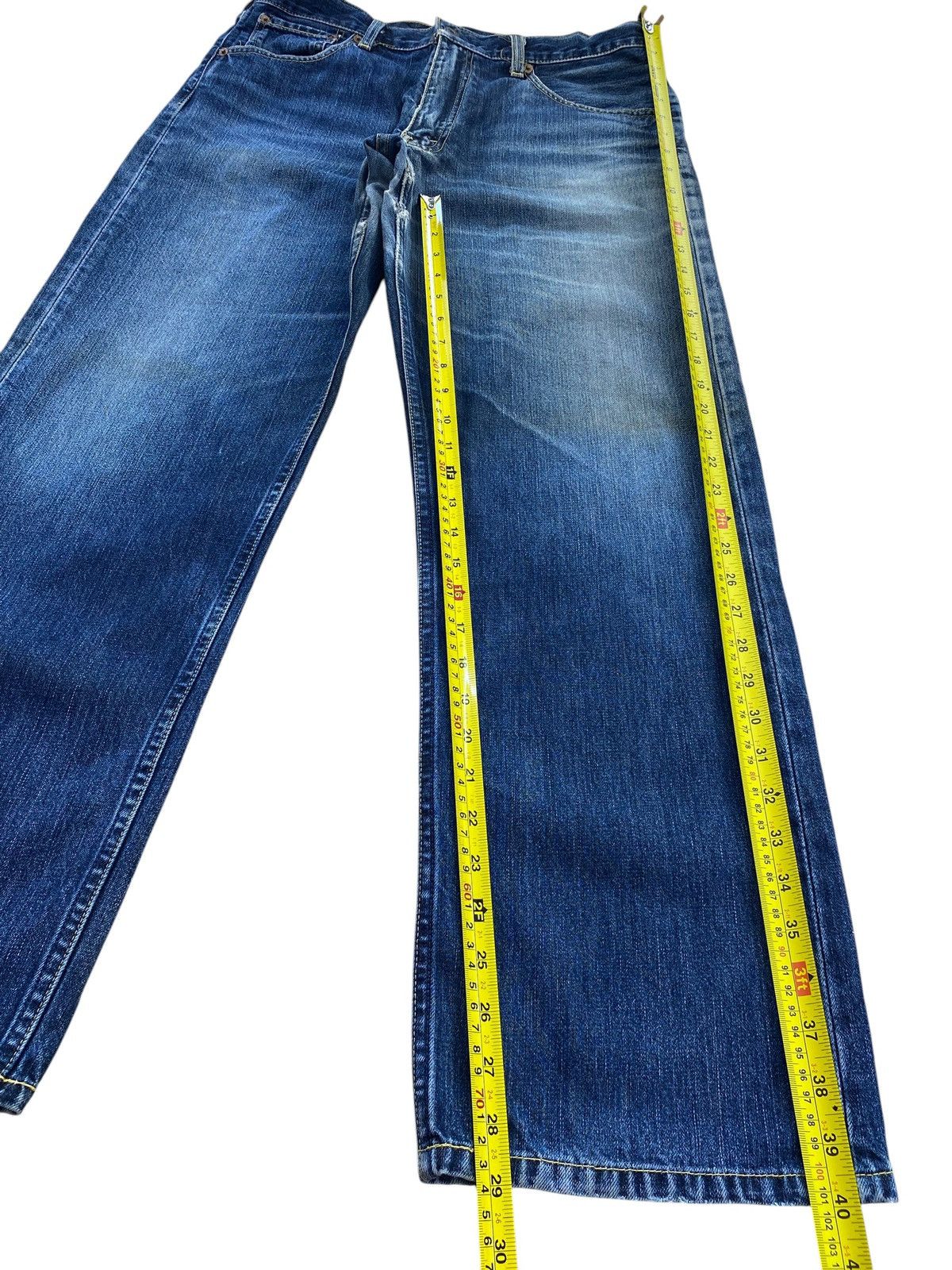 Levi's Levi’s Blue Wash Style Straight Leg Jeans Size US 33 - 8 Thumbnail