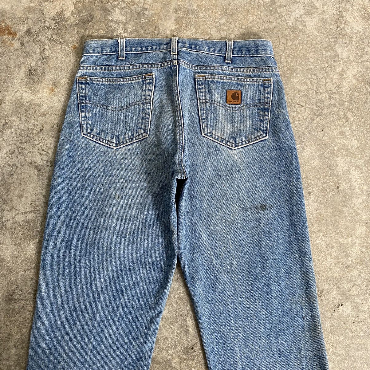 Carhartt Vintage Carhartt Traditional Fit Faded Dirty Jeans Size US 35 - 15 Thumbnail