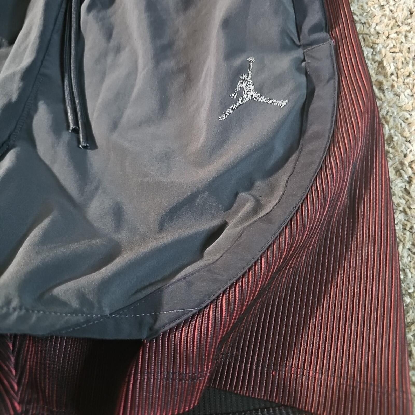 Jordan Brand Jordan M Athletic Shorts Size US 26 / EU 42 - 2 Thumbnail