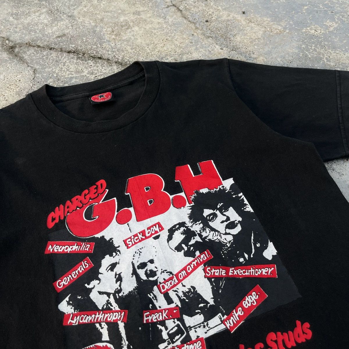 Band Tees Vintage 90s Charged GBH Punk Band Skinhead Size US S / EU 44-46 / 1 - 3 Thumbnail
