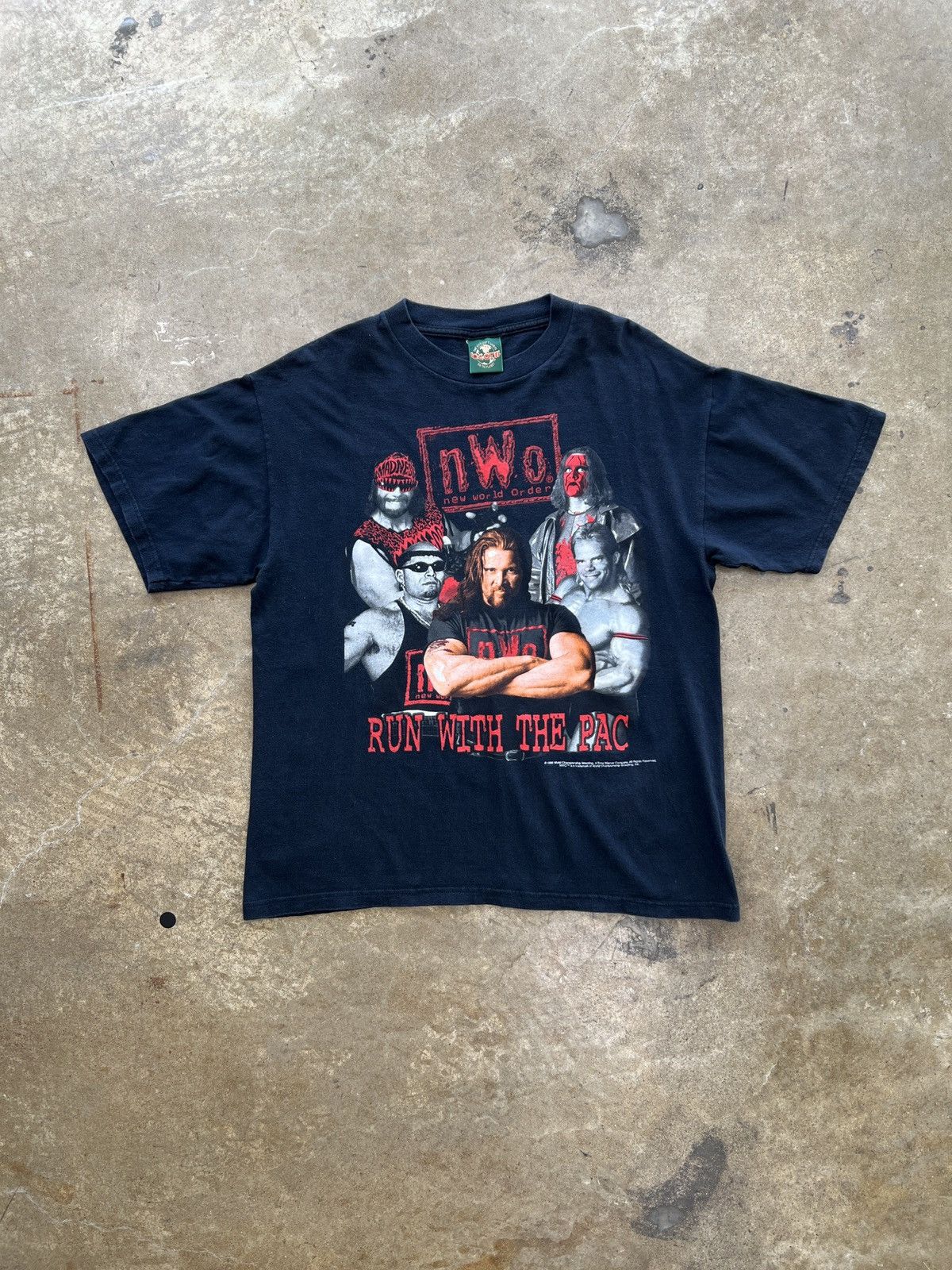 WCW/nWo Vintage 1998 NWO Run with the Pack WWF WWE Wrestling Large Size US L / EU 52-54 / 3 - 2 Thumbnail