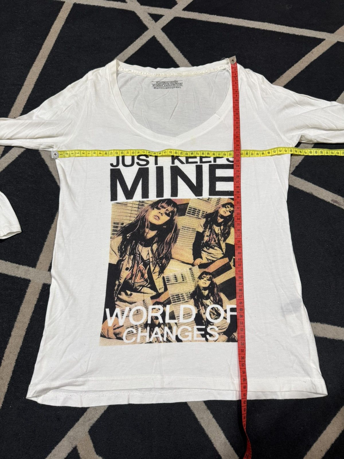 Hysteric Glamour Japanese Long Sleeve world of changes D&S Size US S / EU 44-46 / 1 - 4 Thumbnail