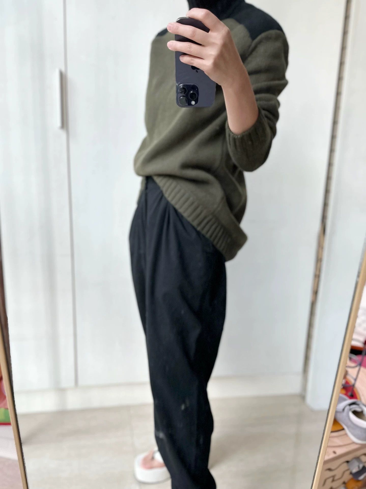 Givenchy Givenchy XS Wool Cashmere Sweater 95+ New Classic Size US XS / EU 42 / 0 - 8 Thumbnail