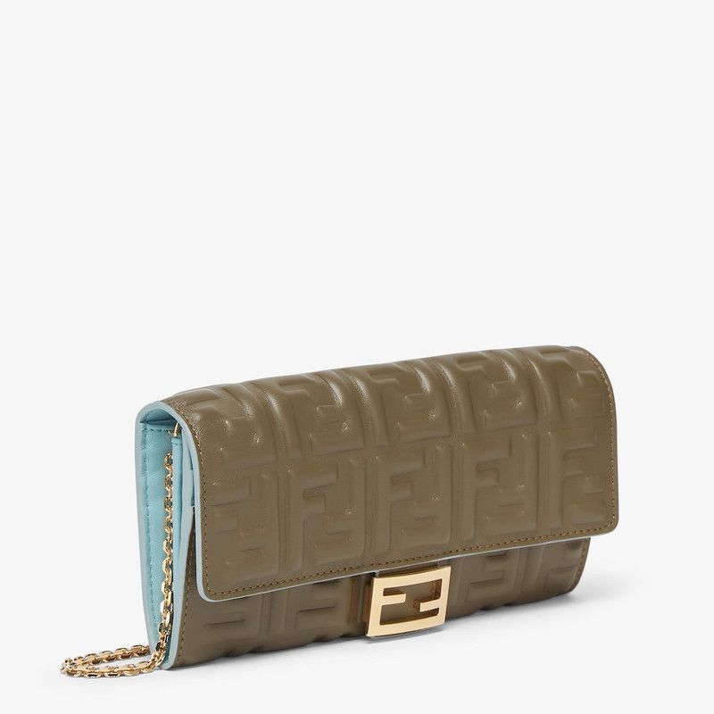 Fendi o1s1wg111225 Size: OS/Continental Wallet With Chain in Green Size ONE SIZE - 3 Thumbnail