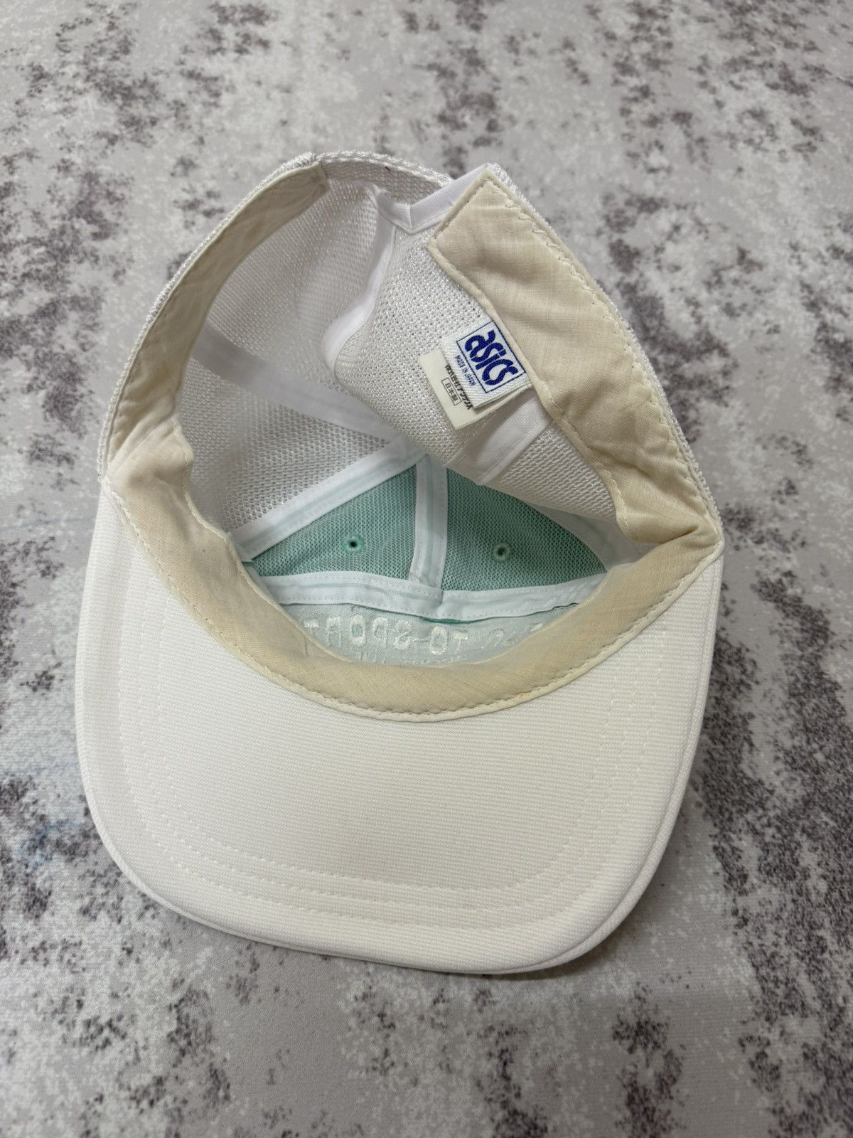 Asics Vintage 90s Asics Fun To Sport Universal Languege TruckerCap Size ONE SIZE - 8 Thumbnail