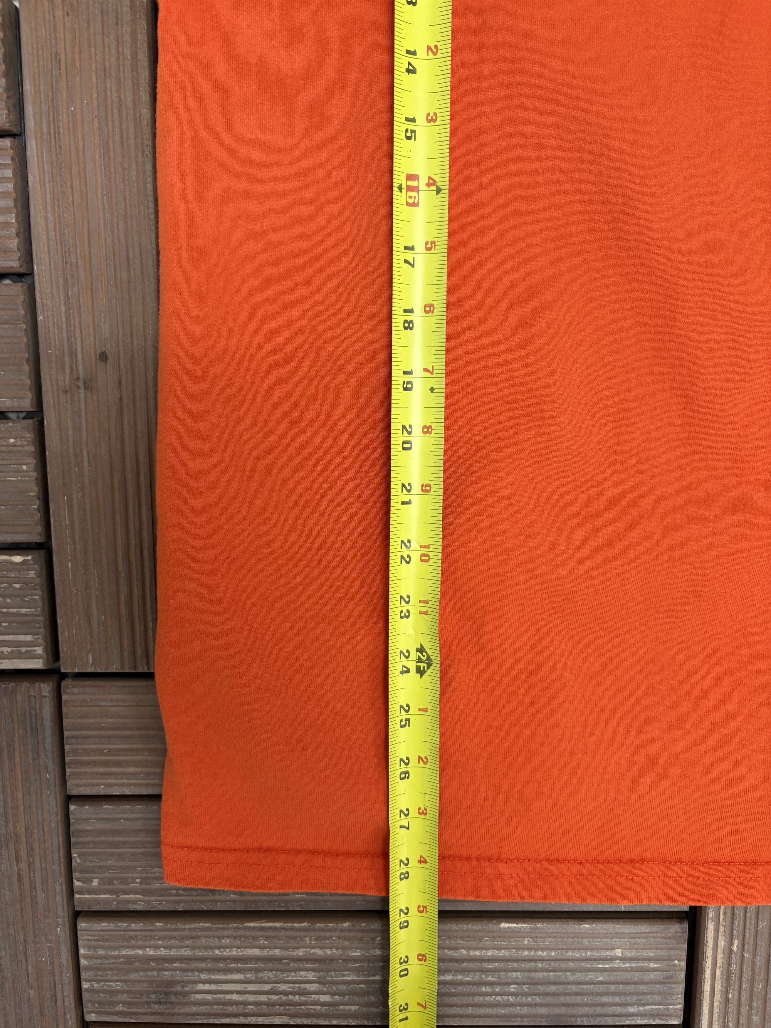 Vintage Guess Jeans Phys. Ed Vintage Orange T-Shirt Tee Size US M / EU 48-50 / 2 - 7 Thumbnail