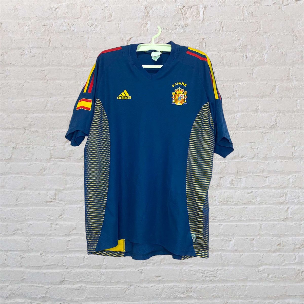 Vintage Vintage jersey adidas spain 2002-2004 3rd kit Size US L / EU 52-54 / 3 - 2 Thumbnail