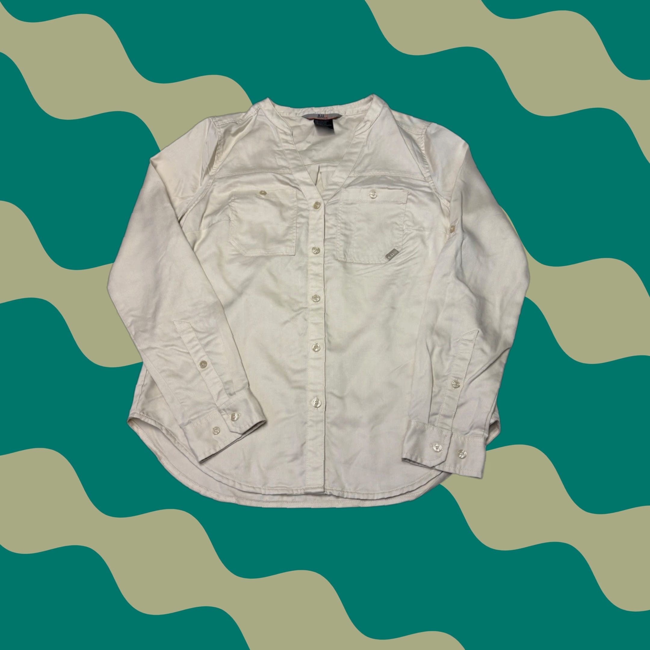 Vintage VINTAGE 5.11 Tactical Womens Lyocell Button-Down Shirt XS Tan Beige Twill Pockets Button-Up Long Sleeve Casual Workwear Travel Size XS Women Size XS / US 0-2 / IT 36-38 - 1 Thumbnail