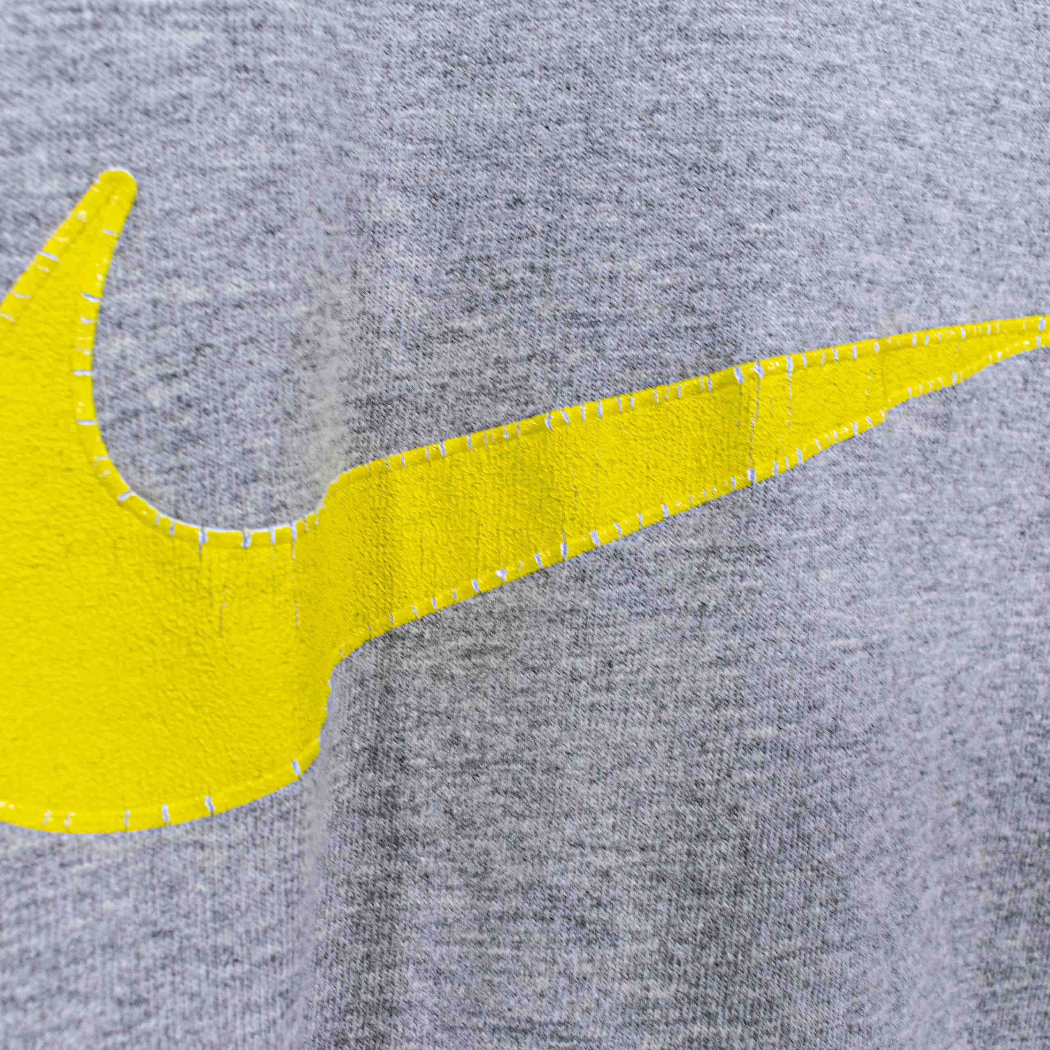 Nike NIKE Center Swoosh Logo T-Shirt VTG 90s Sports Skate Size US L / EU 52-54 / 3 - 5 Thumbnail