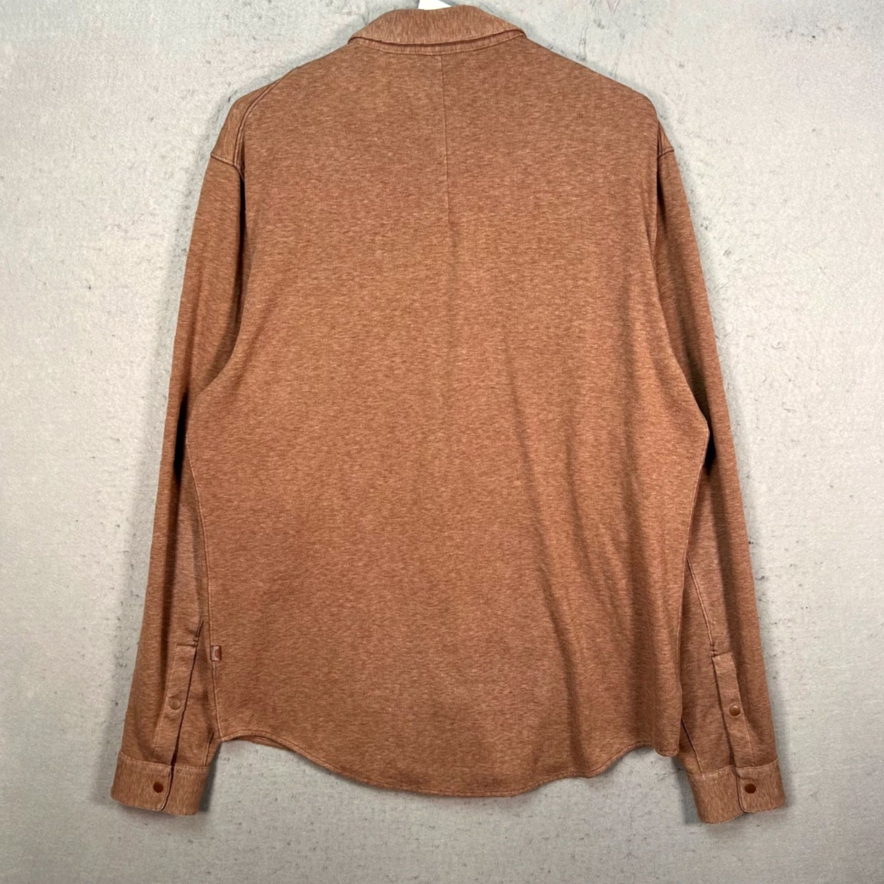 Lululemon Lululemon Men Button-Up Shirt Brown Long Sleeve Casual Size US L / EU 52-54 / 3 - 2 Thumbnail