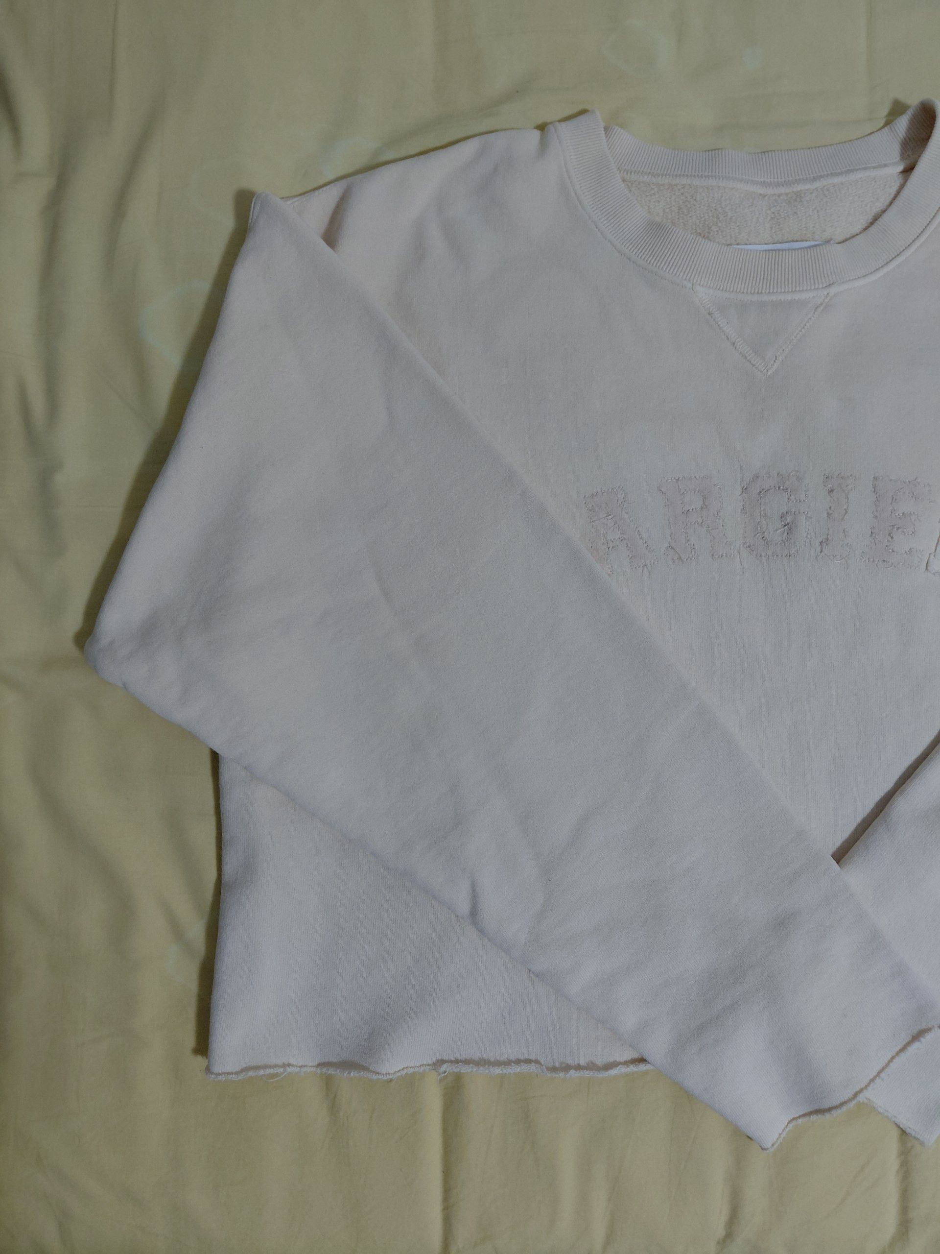 Maison Margiela Maison Margiela Distressed Logo Cropped Sweatshirt Wit Label Size L / US 10 / IT 46 - 7 Thumbnail
