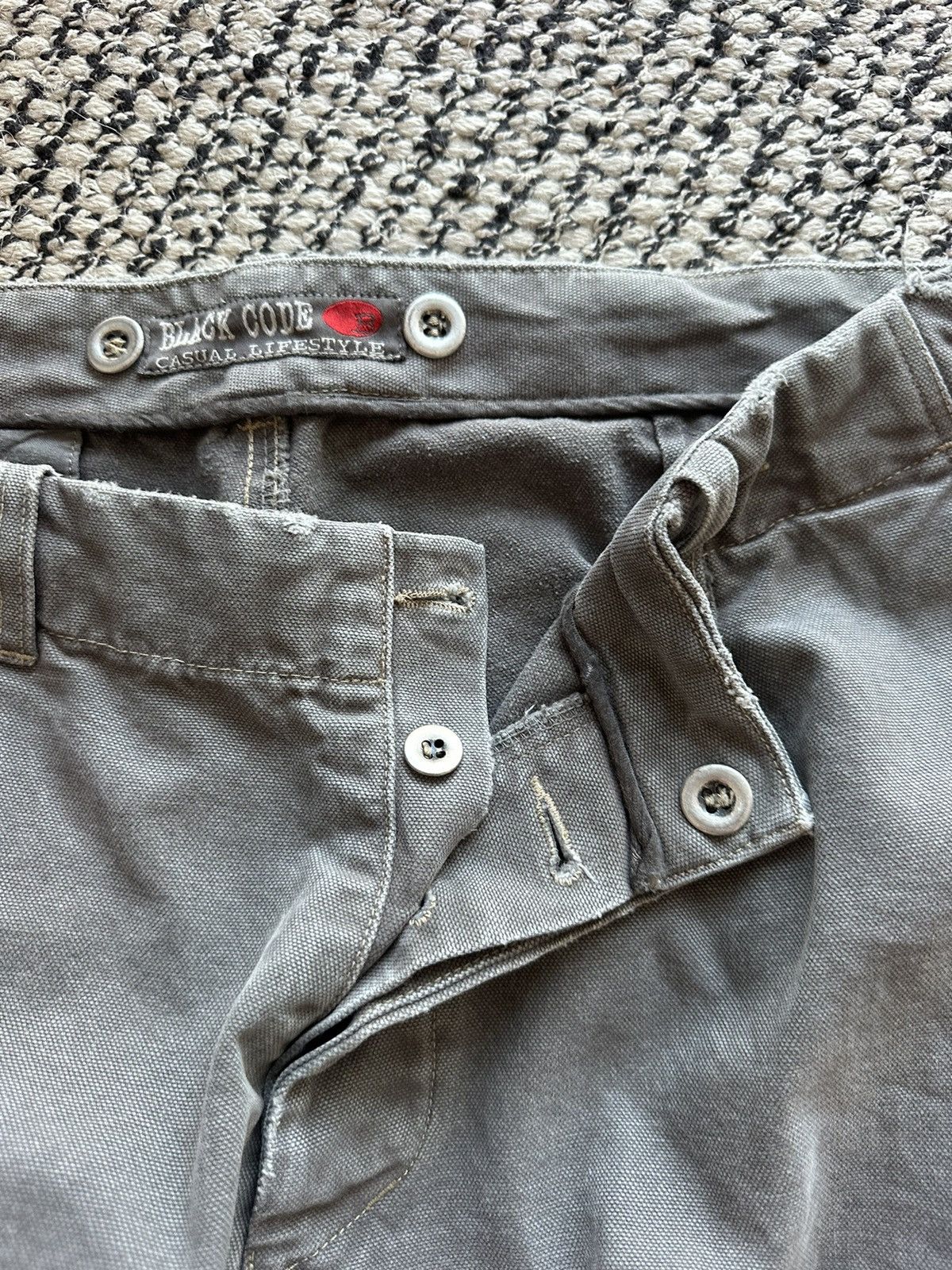 Vintage Vintage Grey Cargos with Dual Pockets Size 29" - 3 Thumbnail