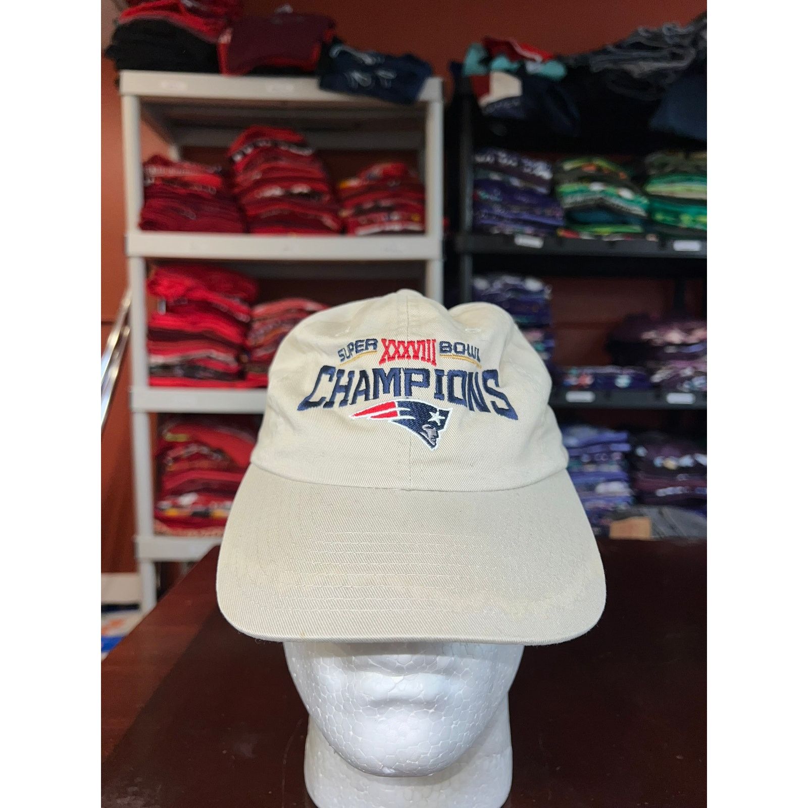 NFL New England Patriots Super Bowl Hat 38 Champions Cap NFL Size ONE SIZE - 1 Thumbnail