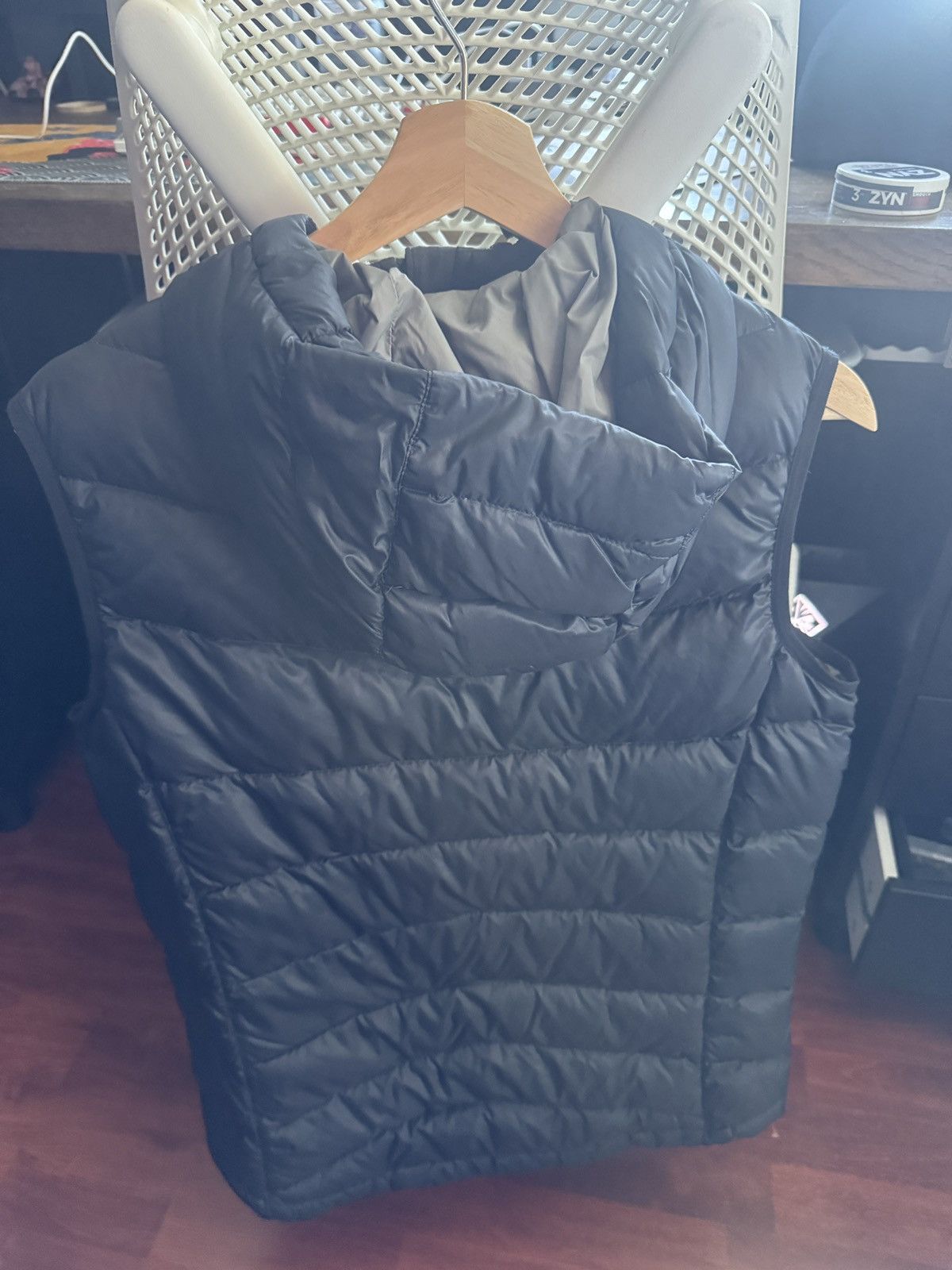 Oakley Hooded Puffer Vest Size US M / EU 48-50 / 2 - 2 Thumbnail