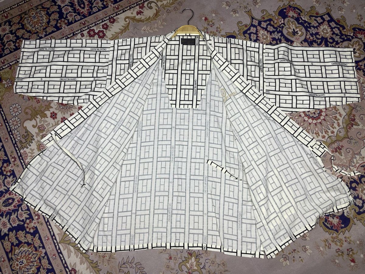 Valentino Rarely! Vintage Gianni Valentino Monogrem Kimono Size US L / EU 52-54 / 3 - 3 Thumbnail