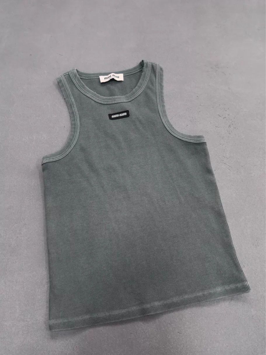 Miu Miu MIU MIU Women's Taupe Small Logo Knit Vest M Size M / US 6-8 / IT 42-44 - 1 Thumbnail