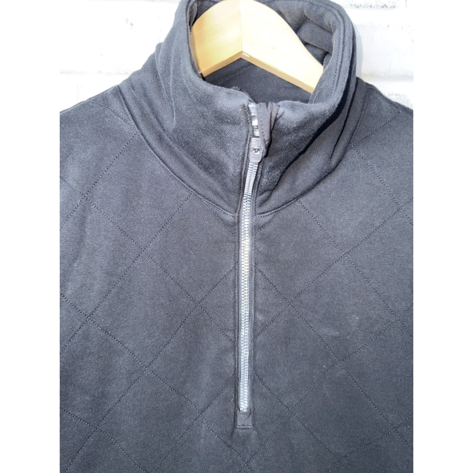 Lululemon LULULEMON Black Quilted Jacket Womens 8 1/4 Zip Activewear Athleisure Size M / US 6-8 / IT 42-44 - 2 Thumbnail