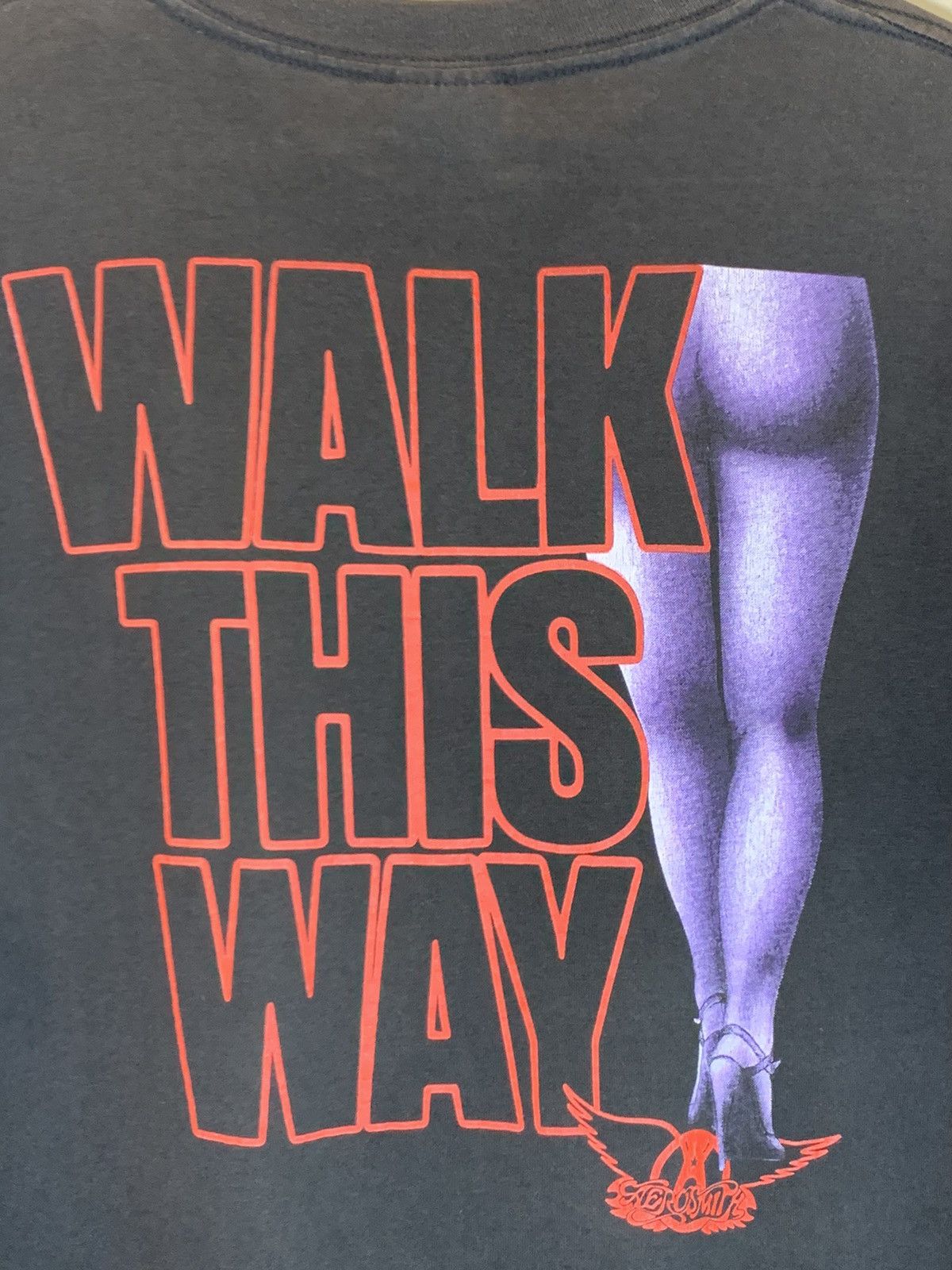 Band Tees × Vintage *RARE* Vintage 1980’s Aerosmith Walk This Way USA-Made Shirt Size US XL / EU 56 / 4 - 4 Thumbnail