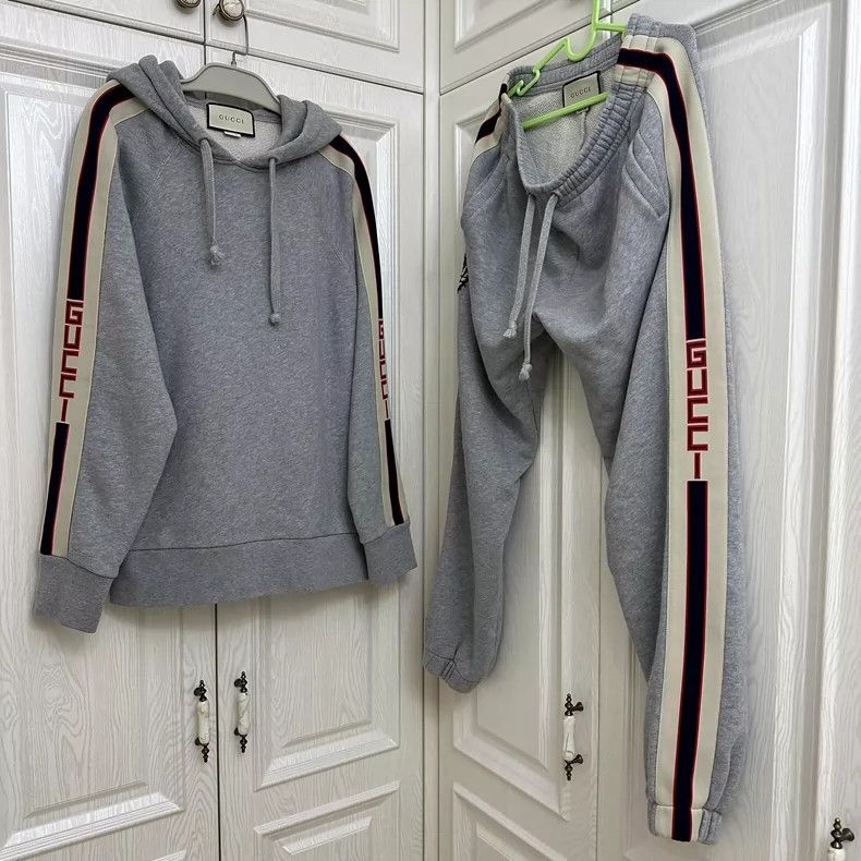 Gucci Gucci Size mSide logo sweatshirt sweatpants sports suit 250 Size 36R - 1 Thumbnail