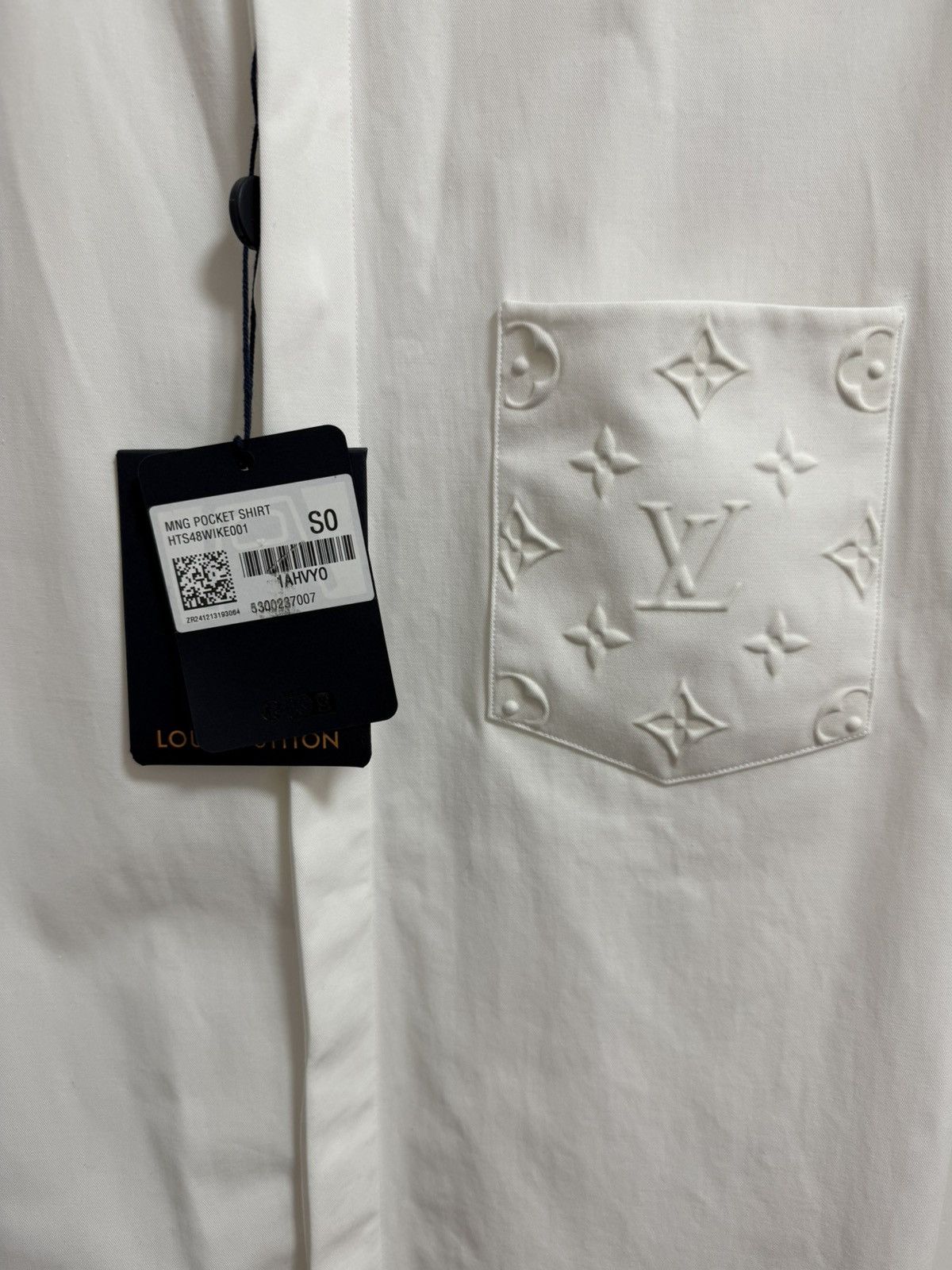 Louis Vuitton Louis Vuitton white monogram pocket shirt S Size US S / EU 44-46 / 1 - 4 Thumbnail
