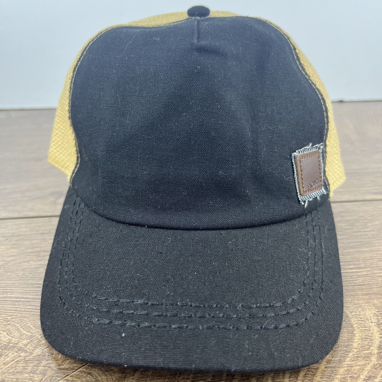 Other Roxy Black Hat Adjustable Adult Size Black Hat Cap Size ONE SIZE - 5 Thumbnail