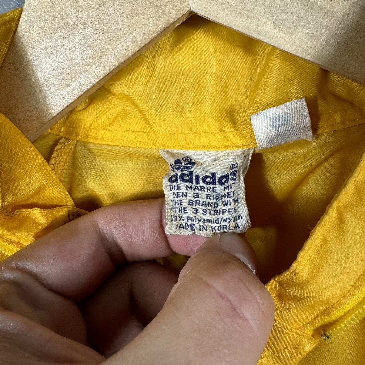Vintage Vintage 70s Adidas Light Jacket Size US L / EU 52-54 / 3 - 3 Thumbnail