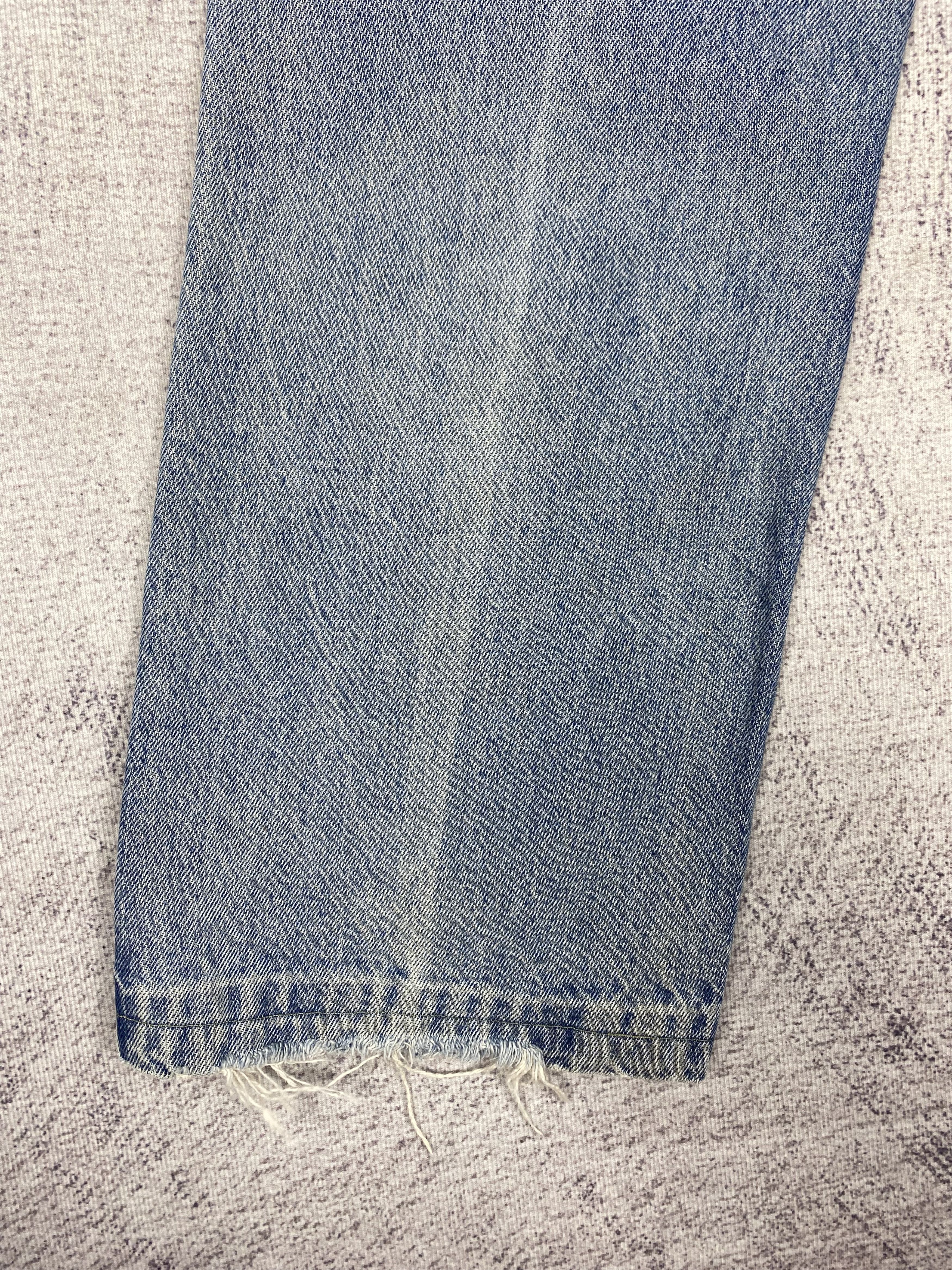 Levi's Vintage Levi's Distressed Blue Denim Jeans PT0481 Size US 38 / EU 54 - 11 Thumbnail