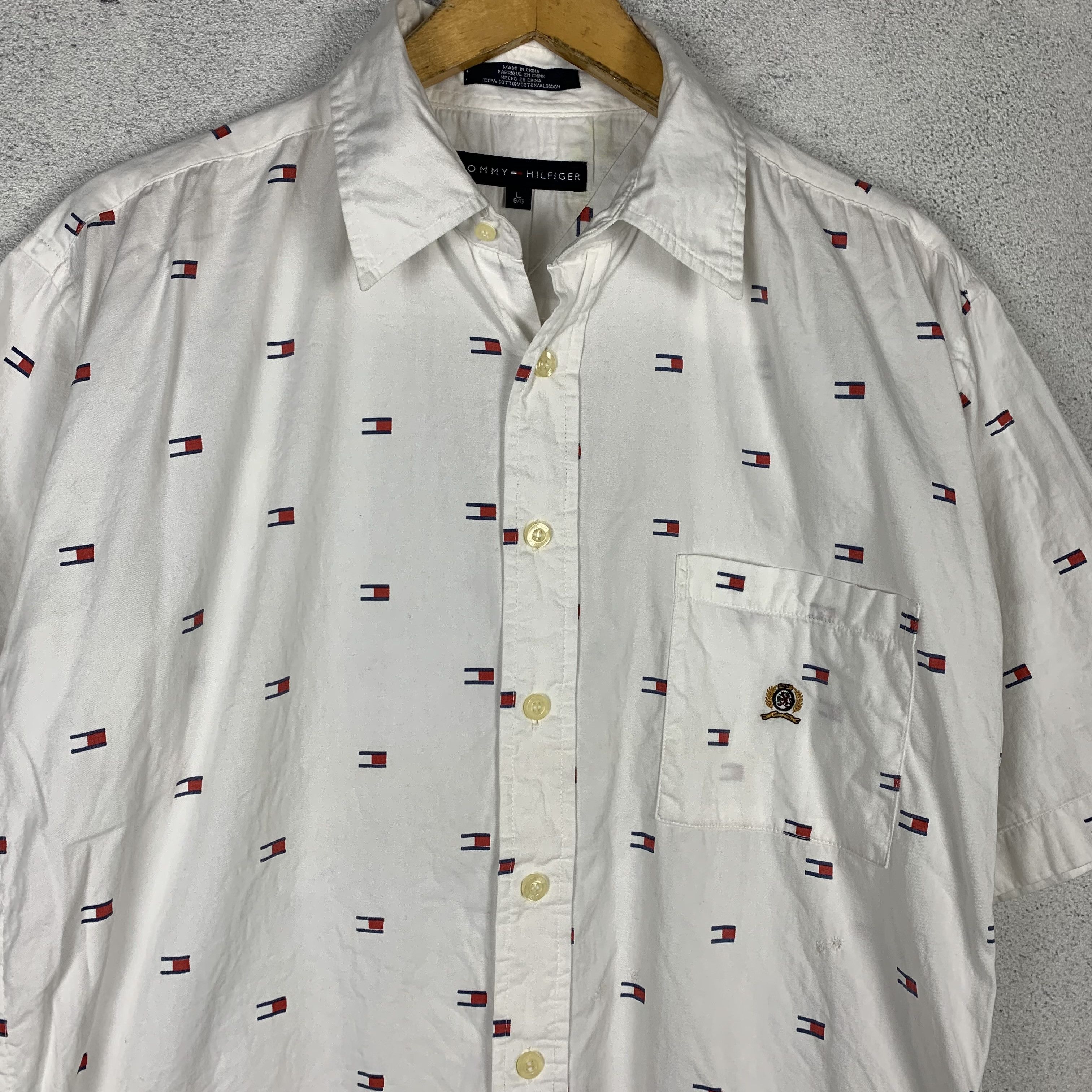 Tommy Hilfiger Vintage Tommy Hilfiger Flag Logo Button Up Shirt Size US L / EU 52-54 / 3 - 3 Thumbnail