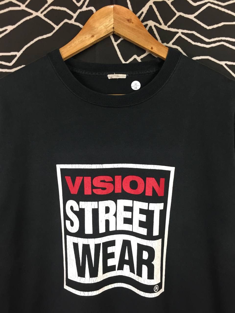 Vision Streetwear Vtg Vision Street Wear Box Logo Skateboard Streetwear Tee Size US L / EU 52-54 / 3 - 3 Thumbnail
