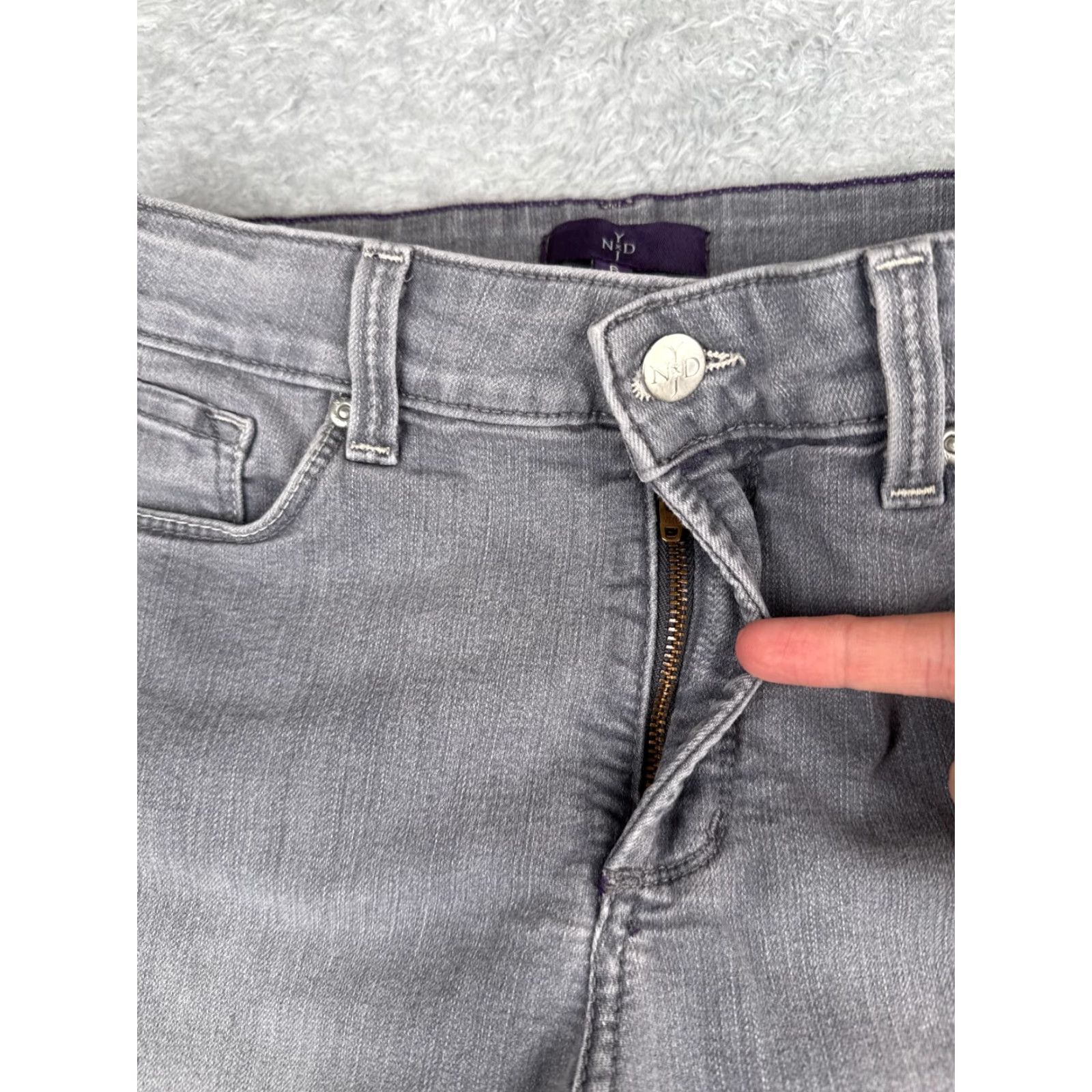 NYDJ NYDJ Jeans Womens 6 Gray Denim Skinny Ankle Zip NYDJ Jeans 28x27 Cord 5-Pocket Solid Cotton Medium Rise Denim Wash Vintage No Size 28" / US 6 / IT 42 - 5 Thumbnail