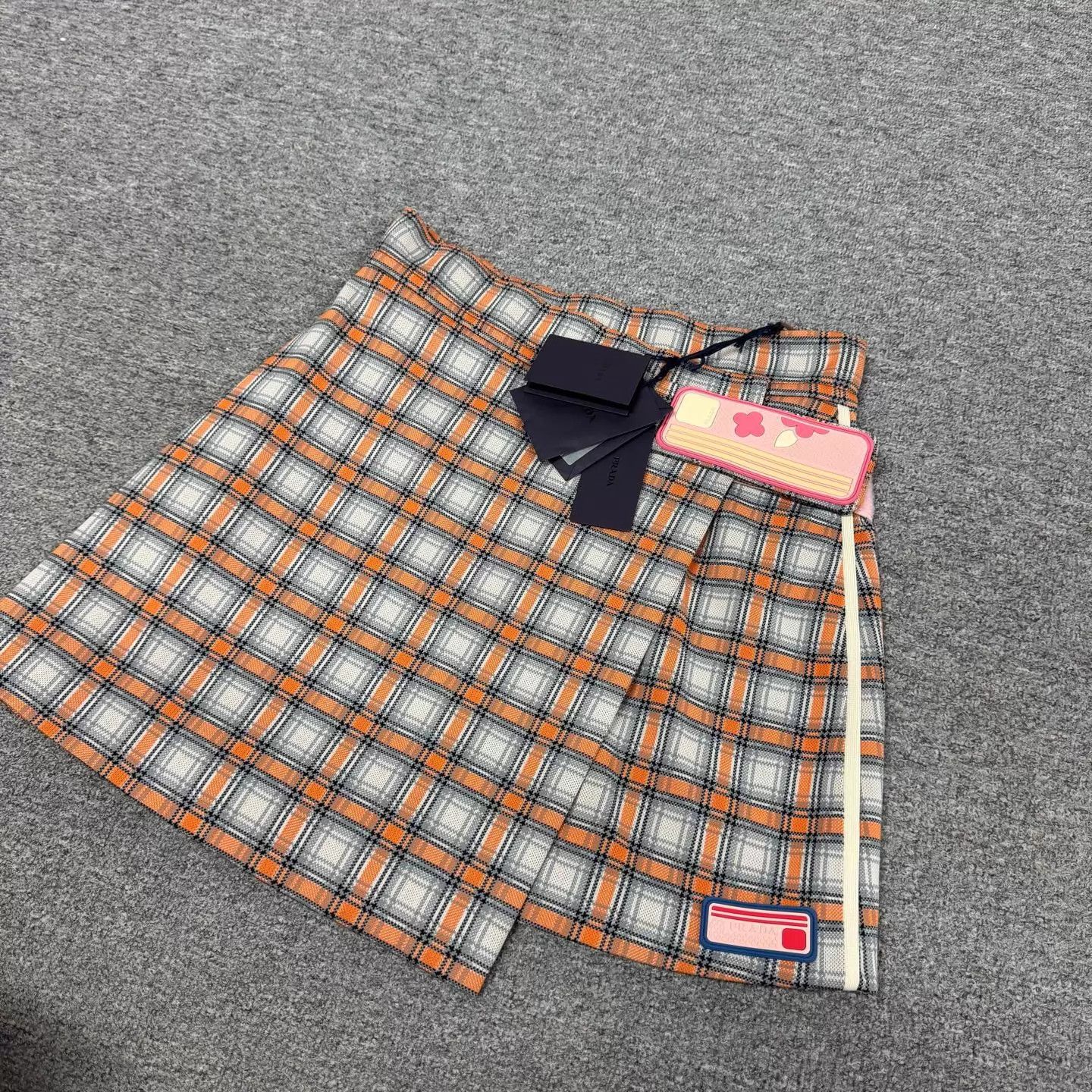 Prada Prada orange & gray check A-line skirt 42 NaZha Size 28" / US 6 / IT 42 - 4 Thumbnail