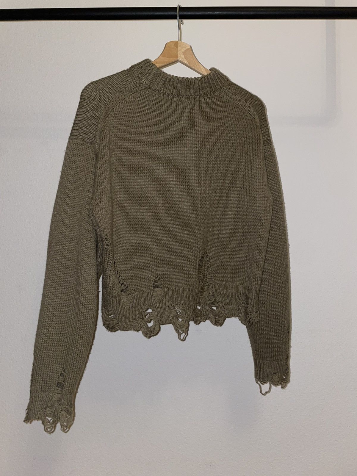 Maison MIHARA YASUHIRO Mihara Yashuiro cropped distressed knit Size US S / EU 44-46 / 1 - 2 Thumbnail