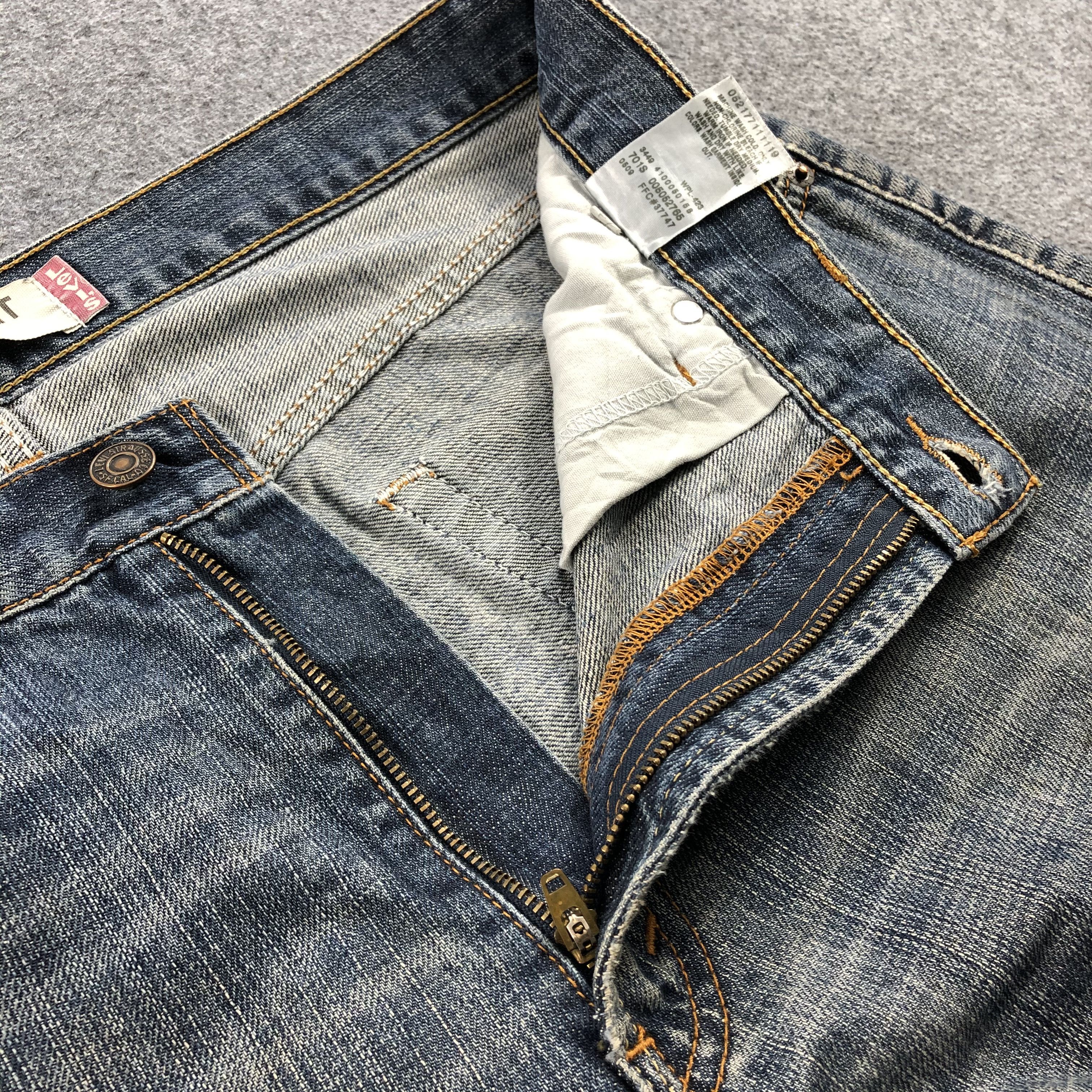 Levi's × Vintage Vintage Levis 505 Jeans-JM1251 Size US 35 - 7 Thumbnail