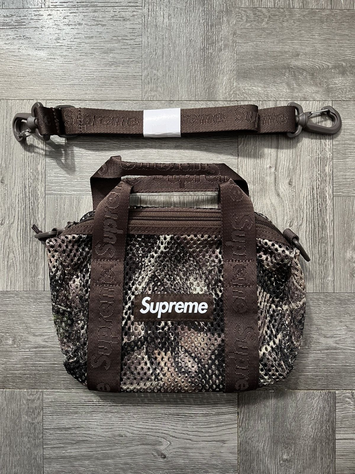 Supreme Mesh Mini Duffle Bag Truetimber Kamari Camo in Brown, Men's