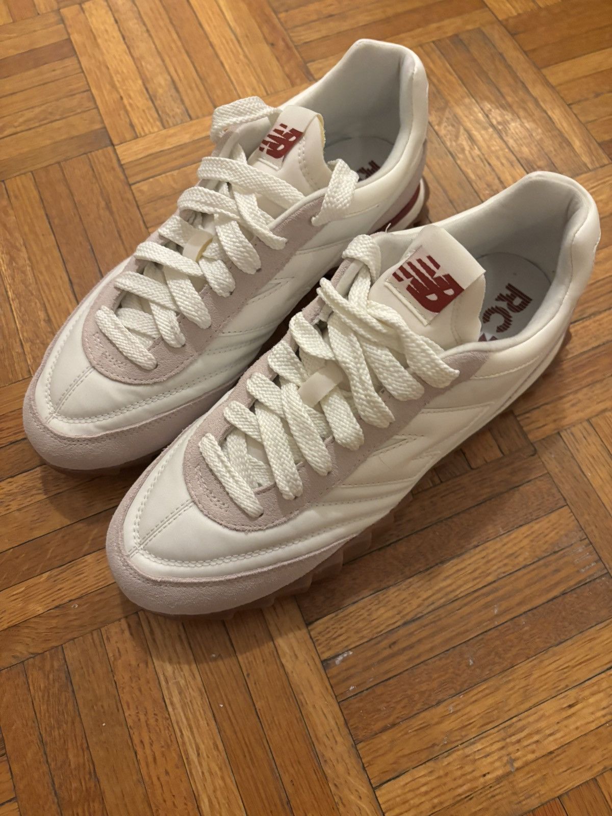 New Balance New Balance RC30 Moonbeam Gum Size US 9.5 / EU 42-43 - 4 Thumbnail