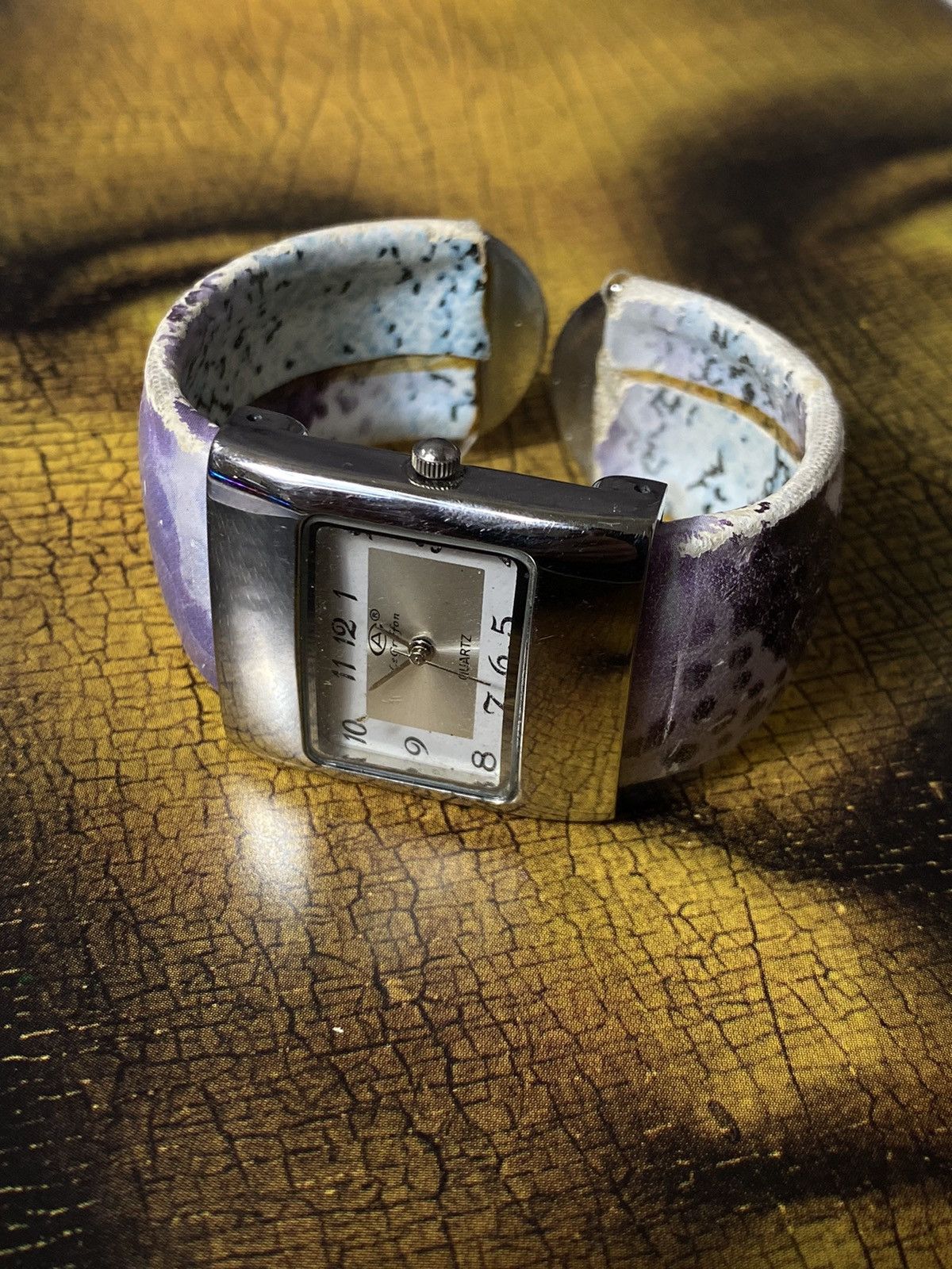 Japanese Brand × Jewelry × Vintage Art Watch Quartz Wide Bracelet Iridescent Size ONE SIZE - 1 Thumbnail