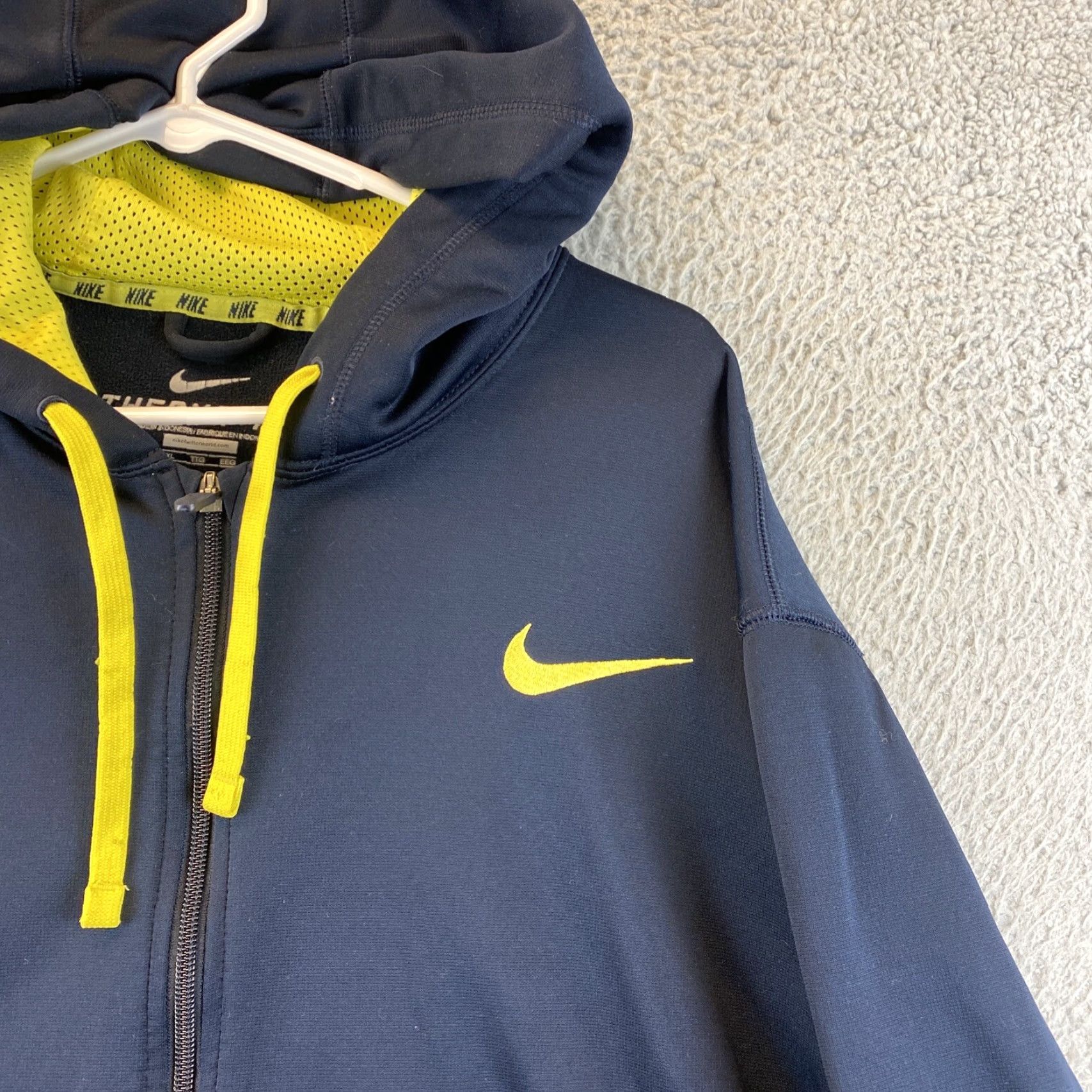 Nike Nike Men’s Hoodie Sweatshirt Fleece Pullover Crew Neck Black 2XL/XXL Logo Pockets Hooded Size US XXL / EU 58 / 5 - 3 Thumbnail