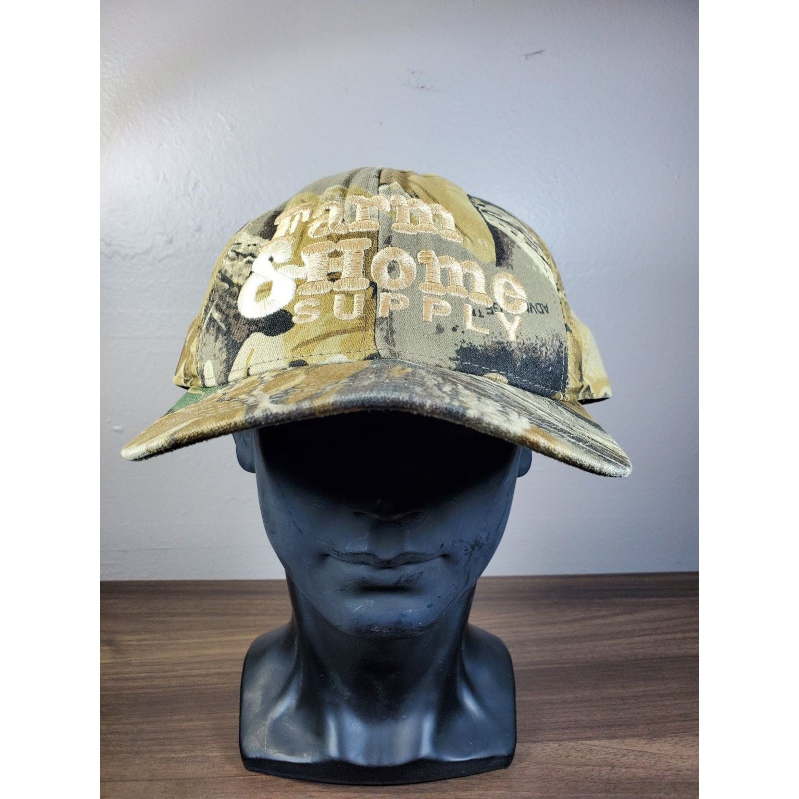 Realtree × Vintage Farm & Home Supply Hat Camo Snapback Cap Hunting Fishing Size ONE SIZE - 3 Thumbnail
