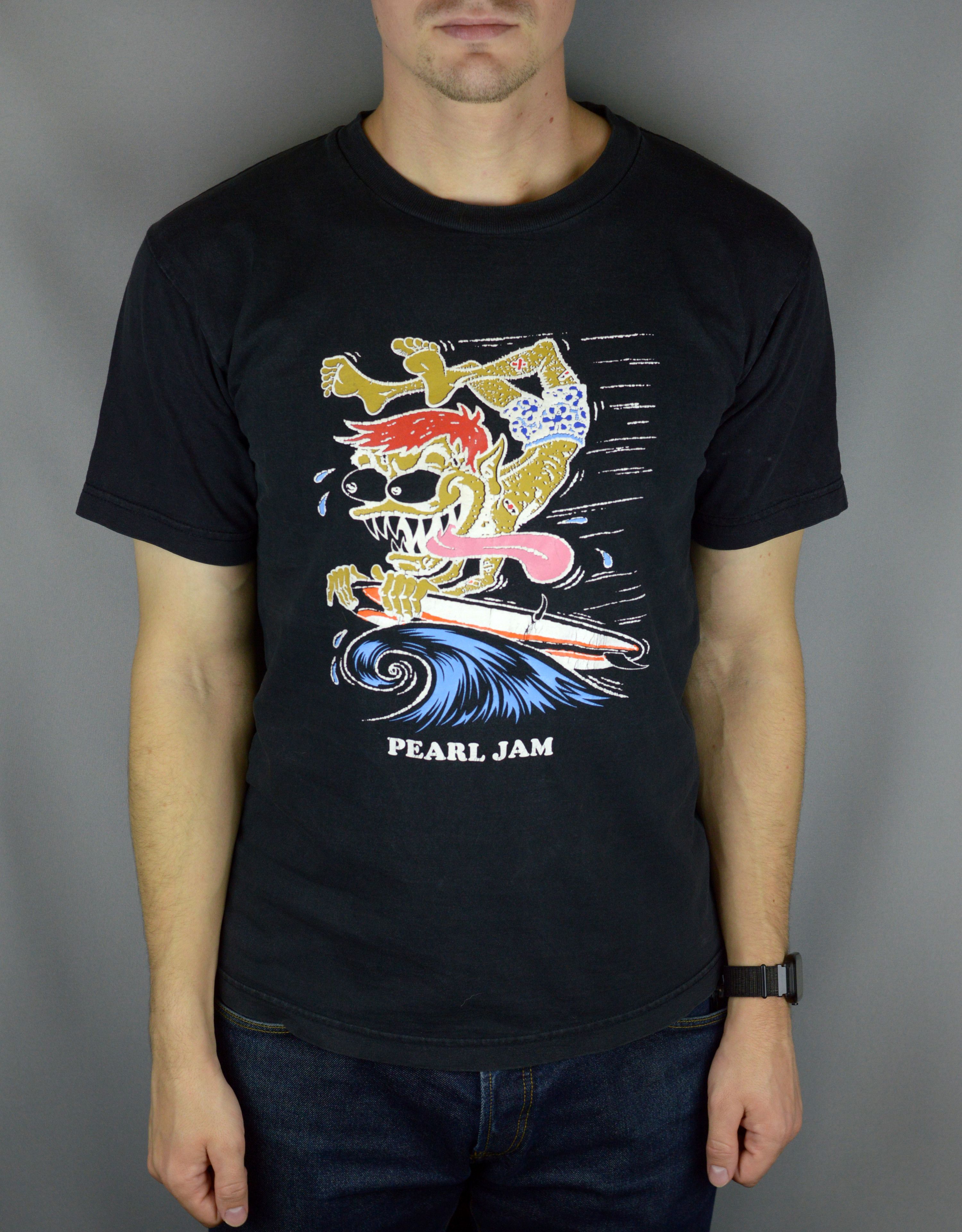 Vintage Pearl Jam t shirt
