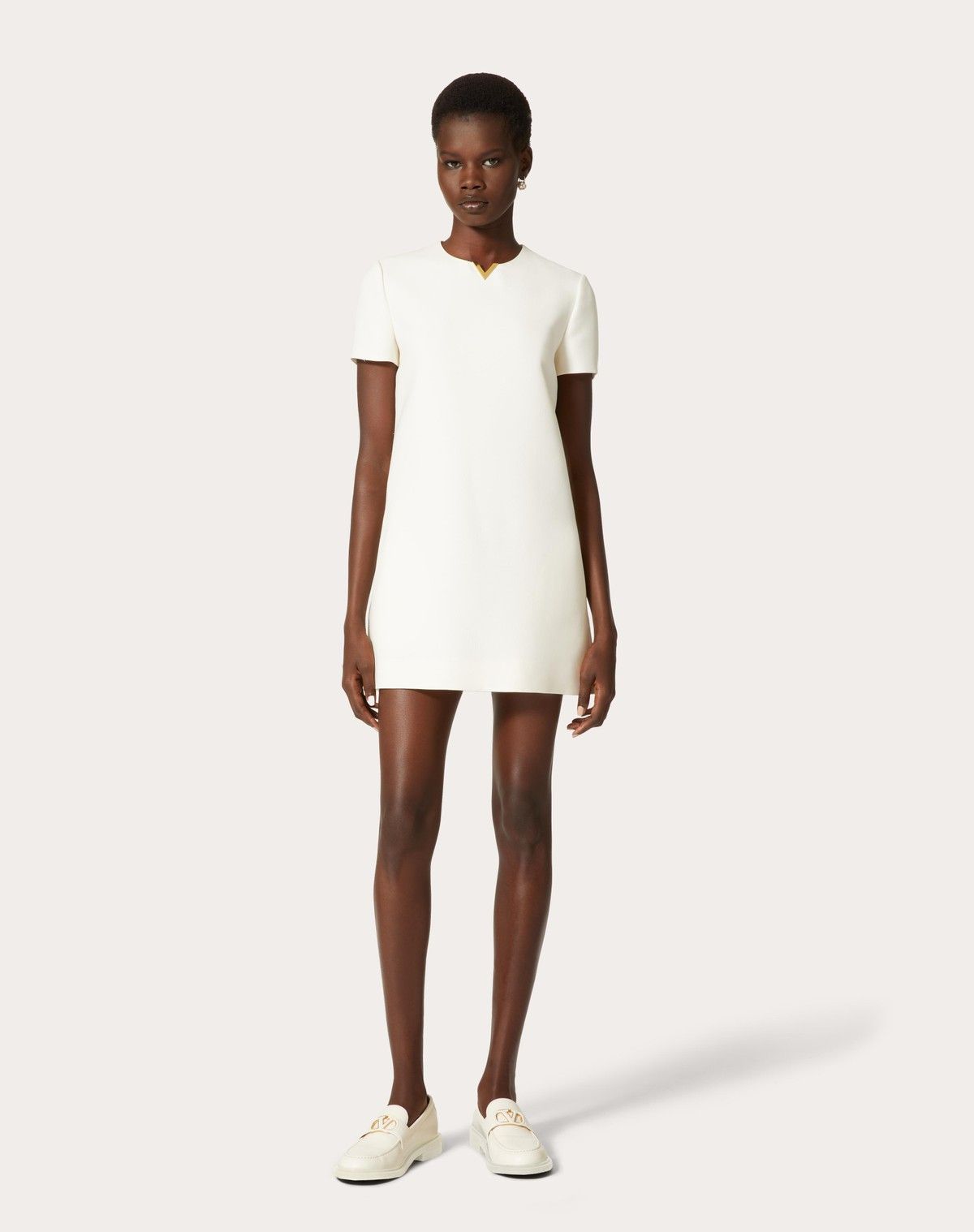 Valentino o1s1wg110525 Crepe Couture Short Dress in White Size M / US 6-8 / IT 42-44 - 4 Thumbnail